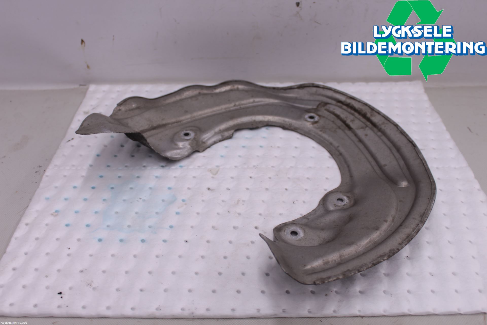 BMW X3 G01 18- Bromssköld Fram