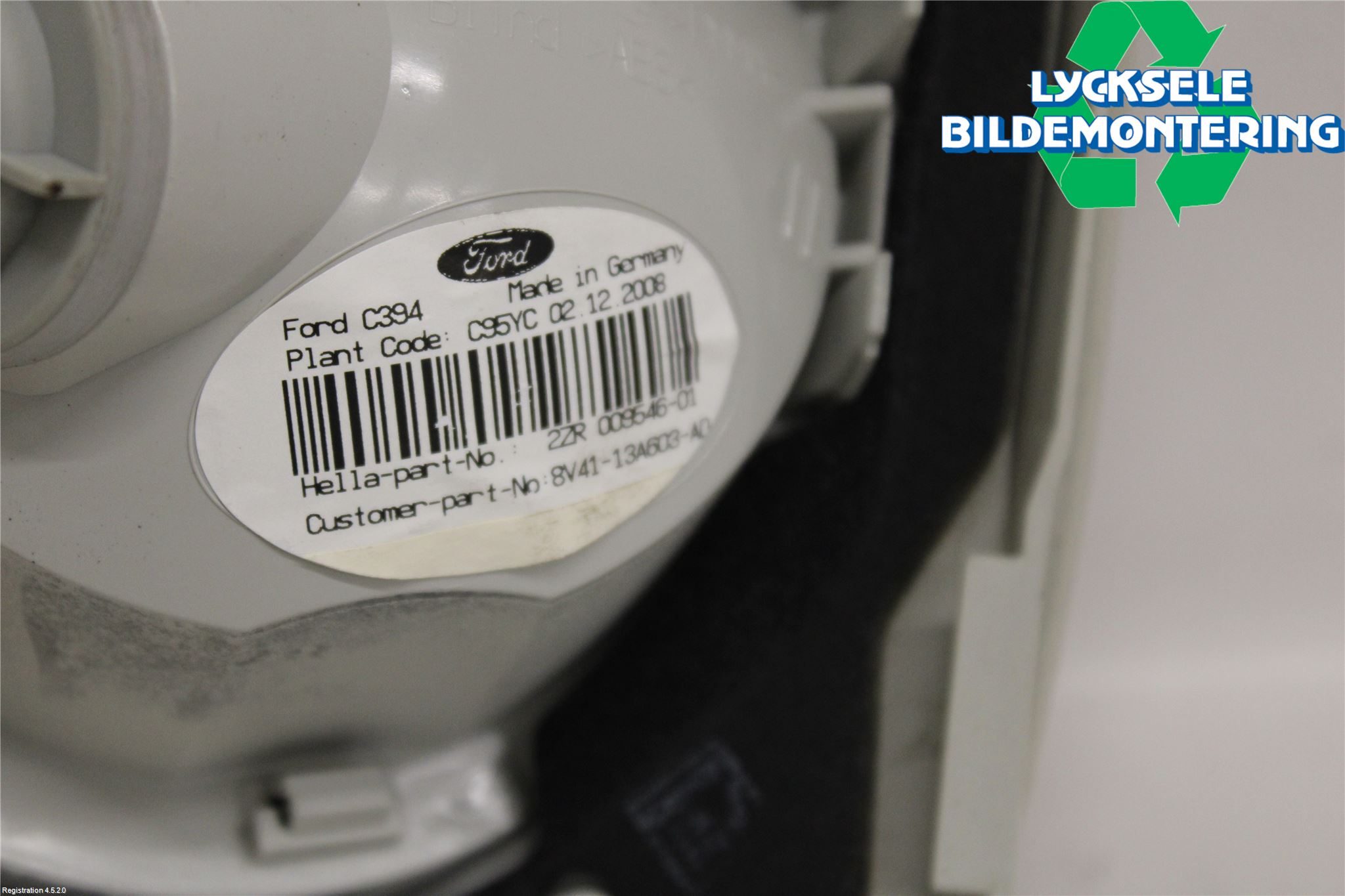 Ford KUGA 08-12 Bakljus Lucka Vä