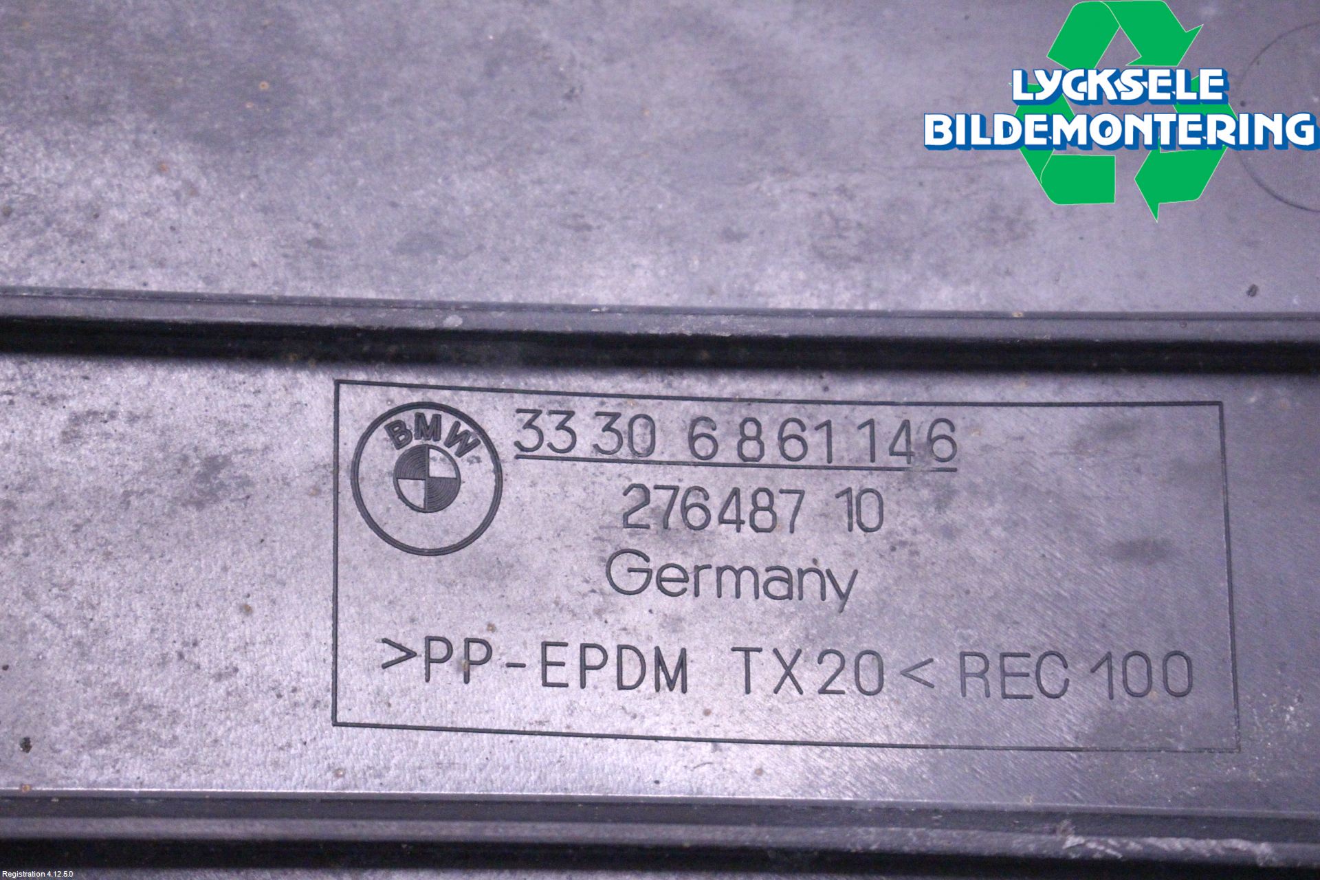 BMW 5 G30/G31/F90 17-23 Hasplåt Plåt-Plast