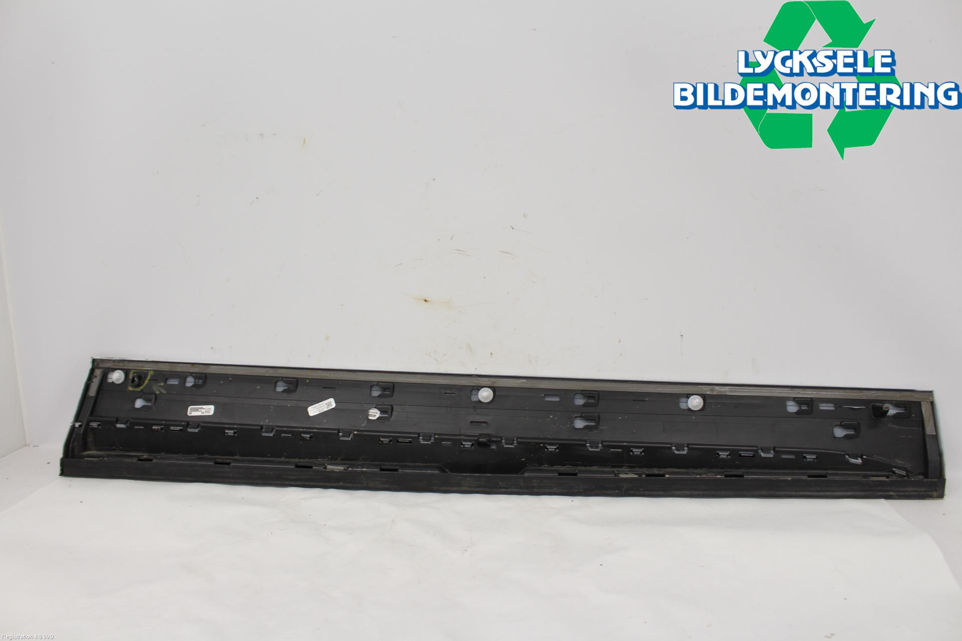 Audi Q5/SQ5 17- Dörr Dekorlist Fram Vä