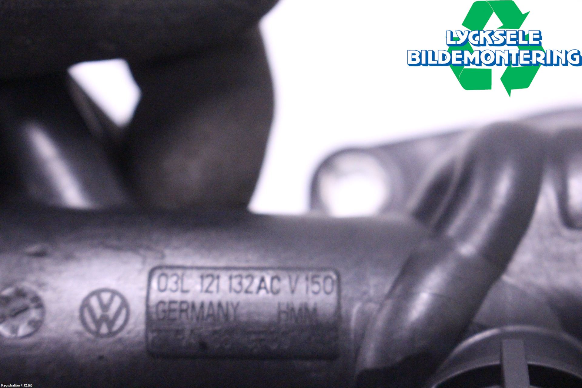 Audi A4 12-15 Kylarslang Fördelningsrör