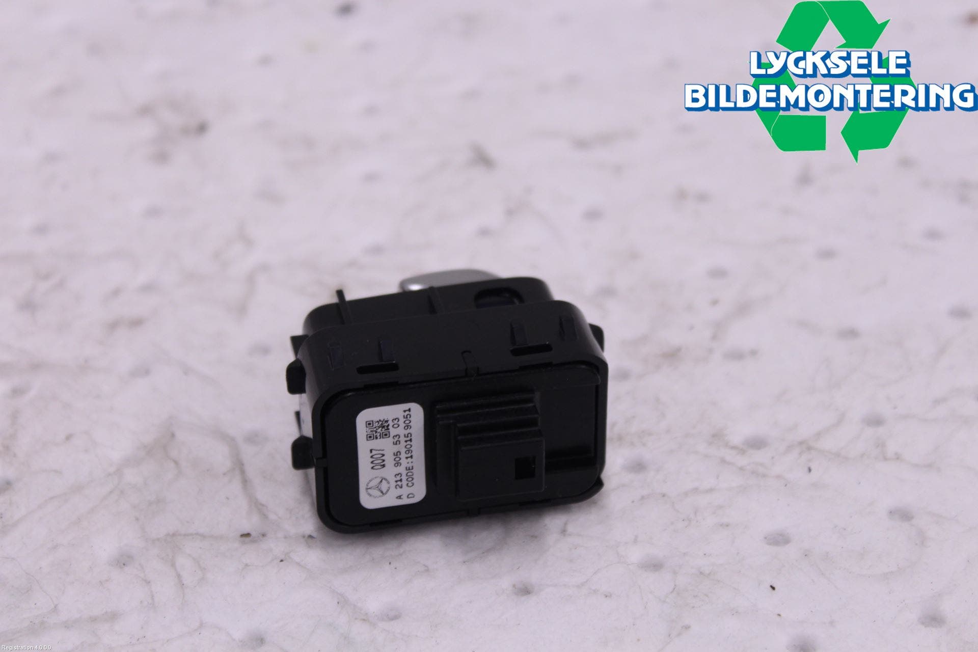 Mercedes-Benz MB E-KLASS (W213) 16-23 Strömställare Dragkrok