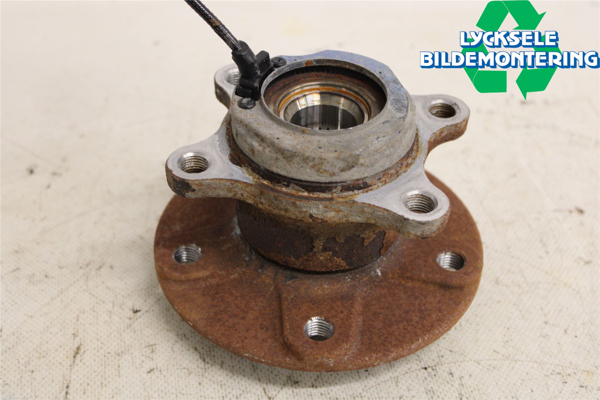 Suzuki VITARA 15- Nav Bak