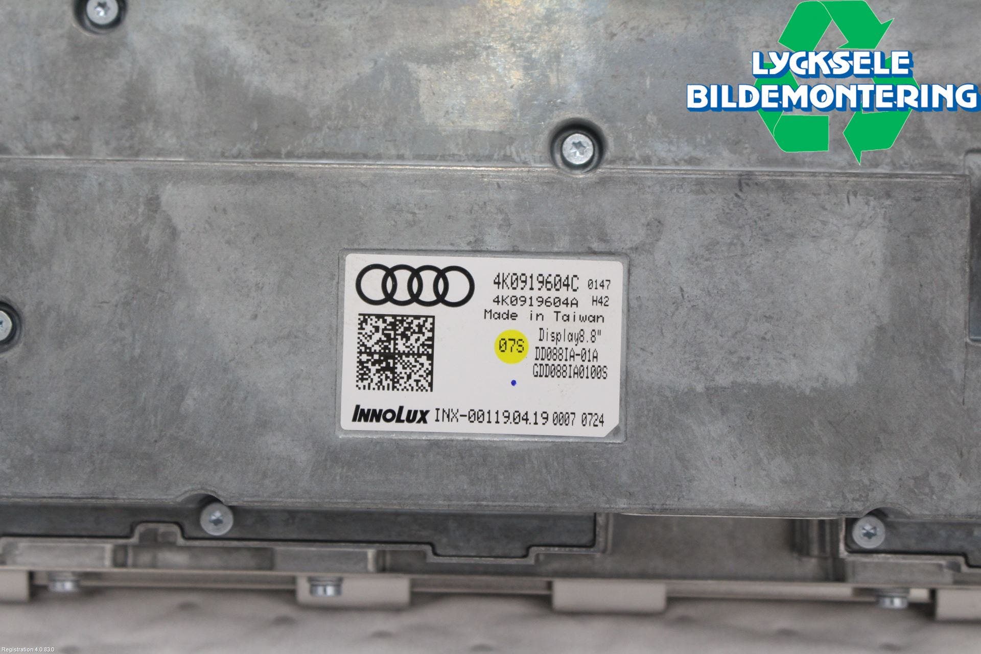 Audi A6 F2/C8 19- Bildskärm