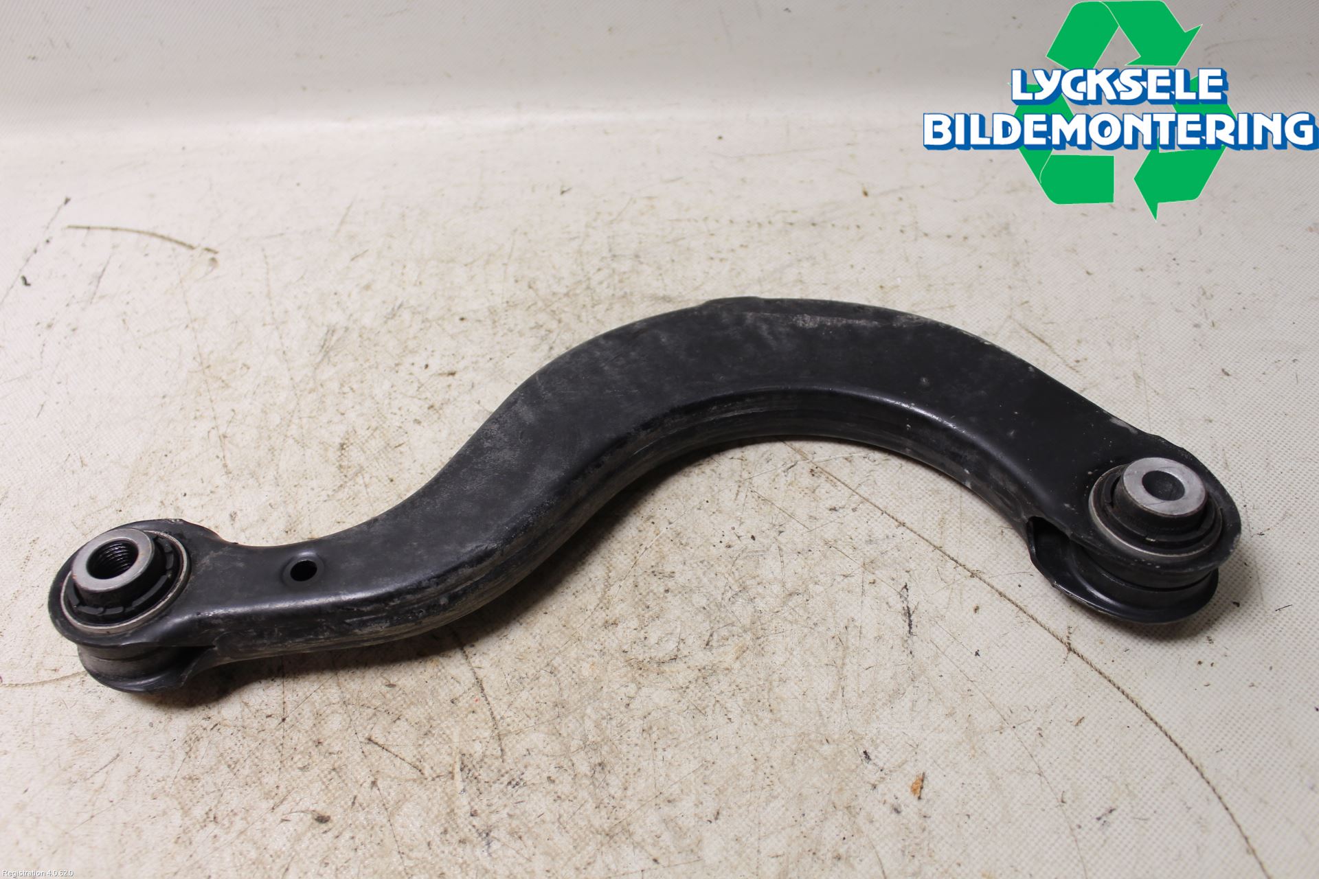 Volkswagen VW TIGUAN 16-24 Bärarm Bak Vänster