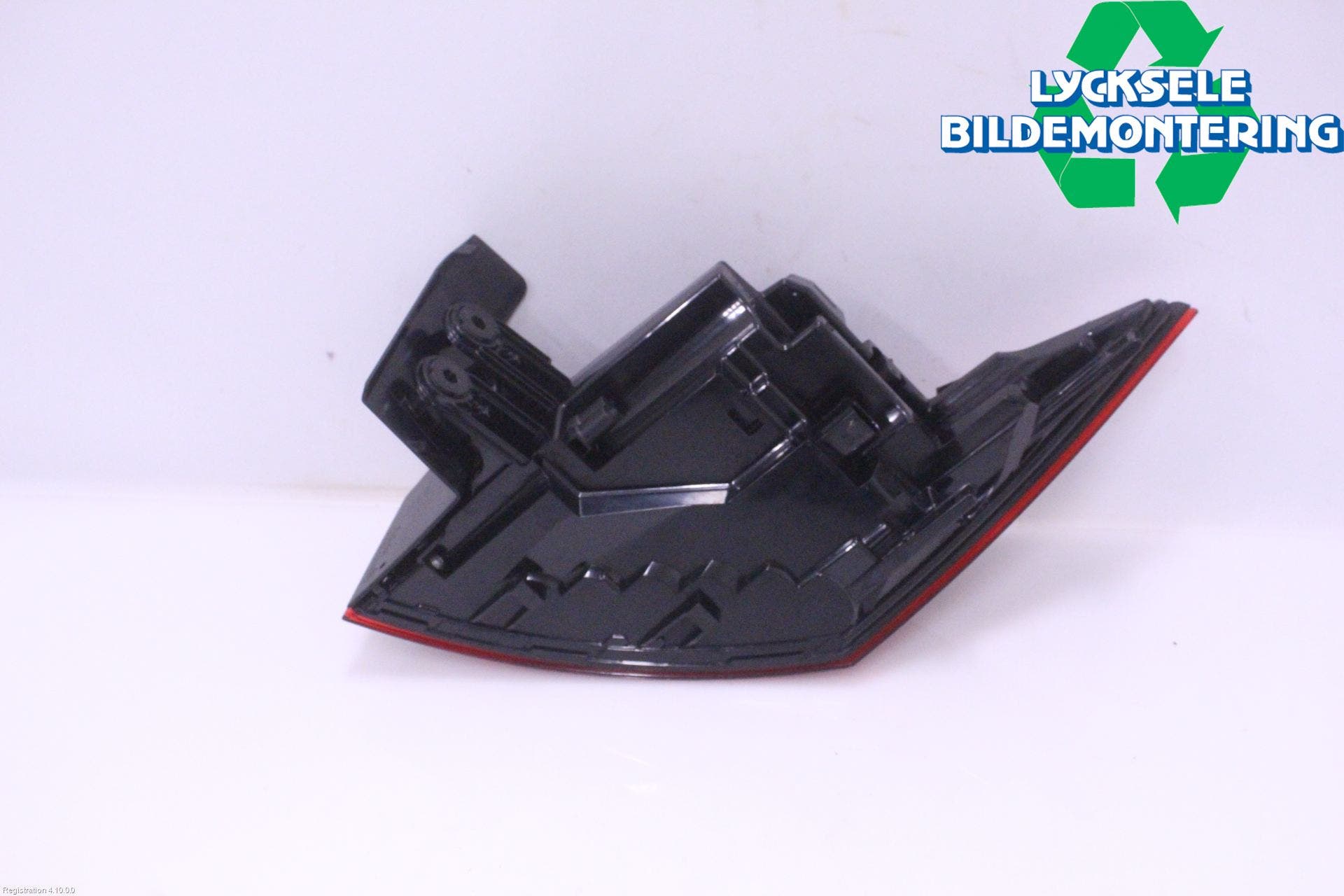 Skoda ENYAQ iV 21- Bakljus Vänster