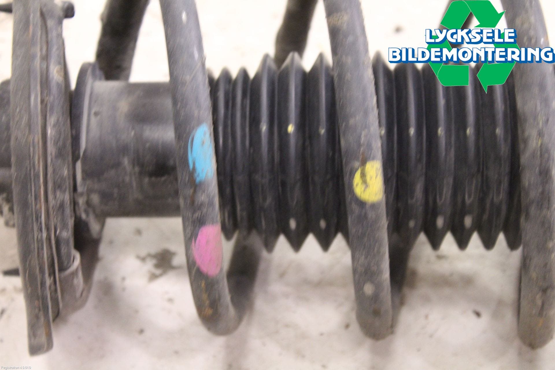 Kia CEED 12-18 Fjäderben Fram Höger