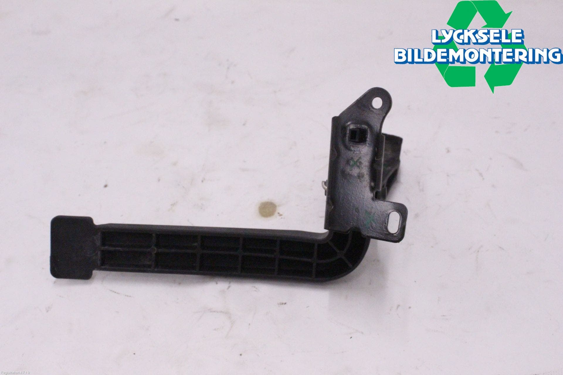 Peugeot 3008 17-24 Huv Spärr