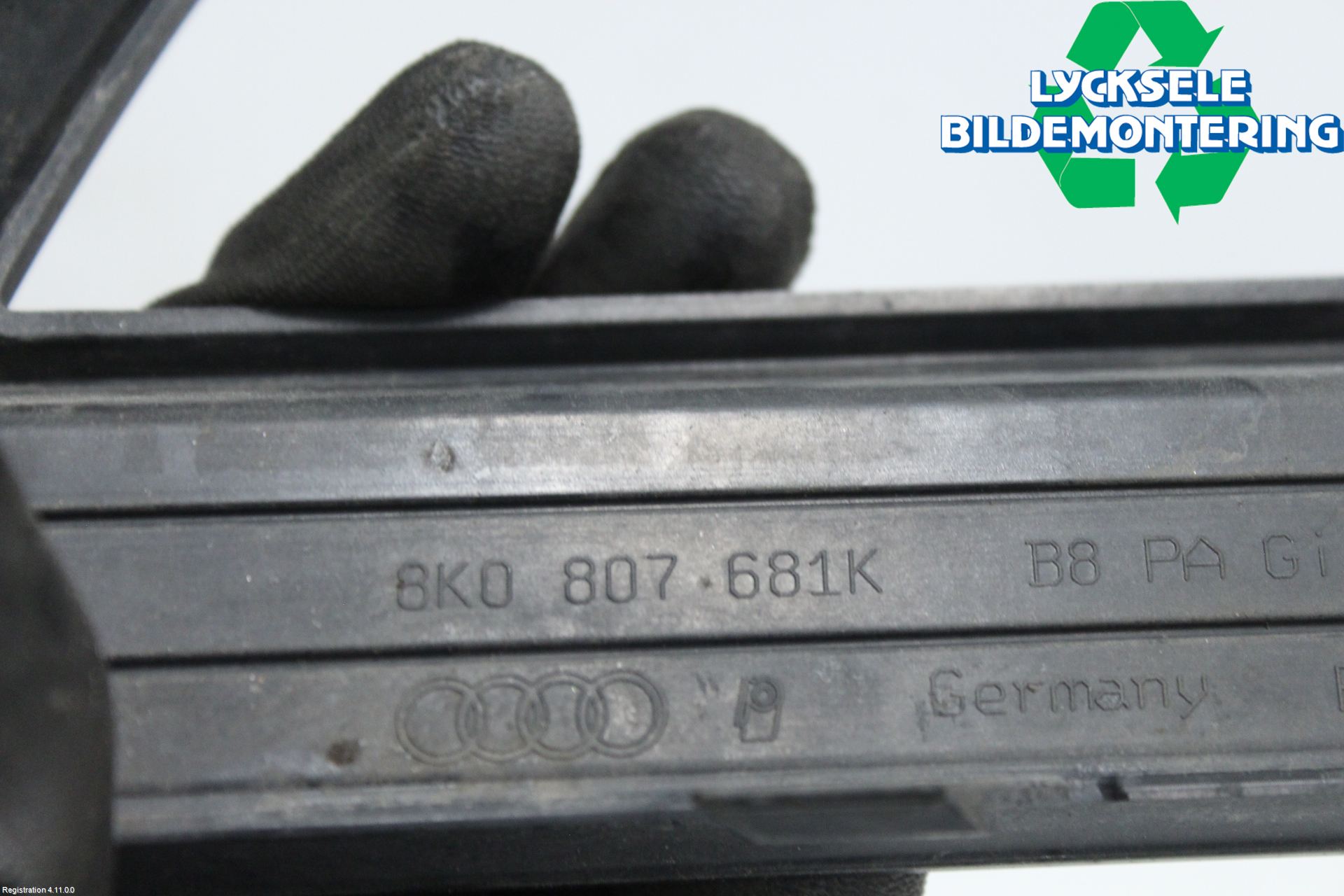 Audi A4 12-15 Dimljussarg Fram