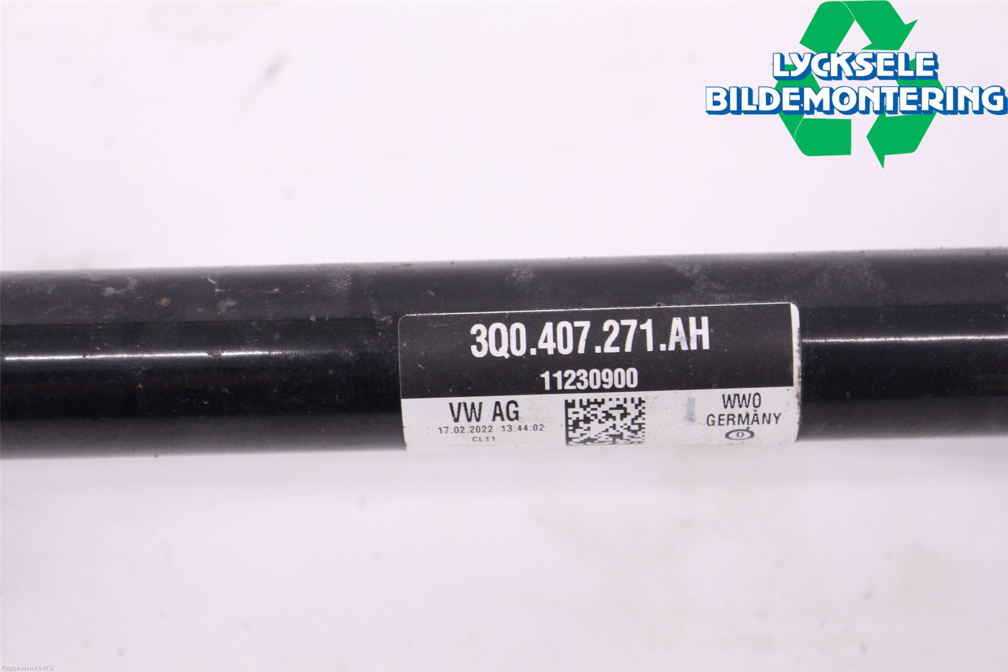 Volkswagen VW PASSAT 20-24 Drivaxel Fram Vänster