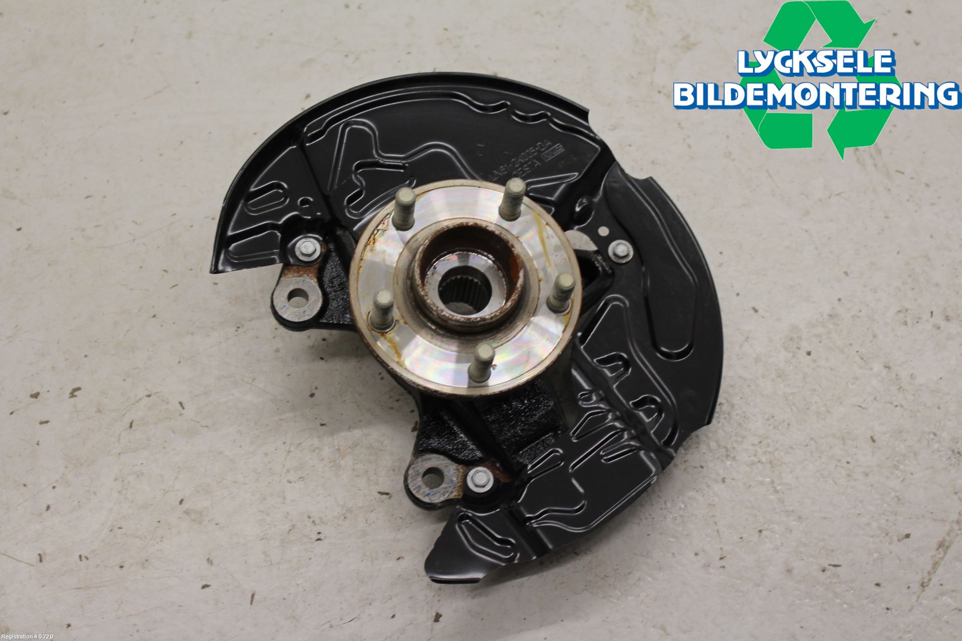 Ford FOCUS 19- Styrspindel Lagerhus Vä