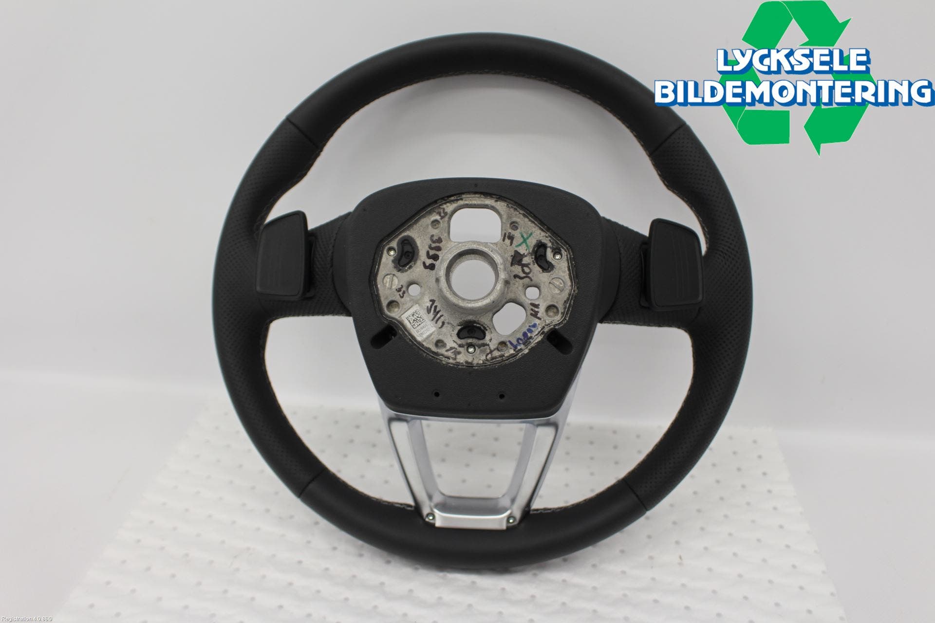 Audi A4/S4 B9 20- Ratt