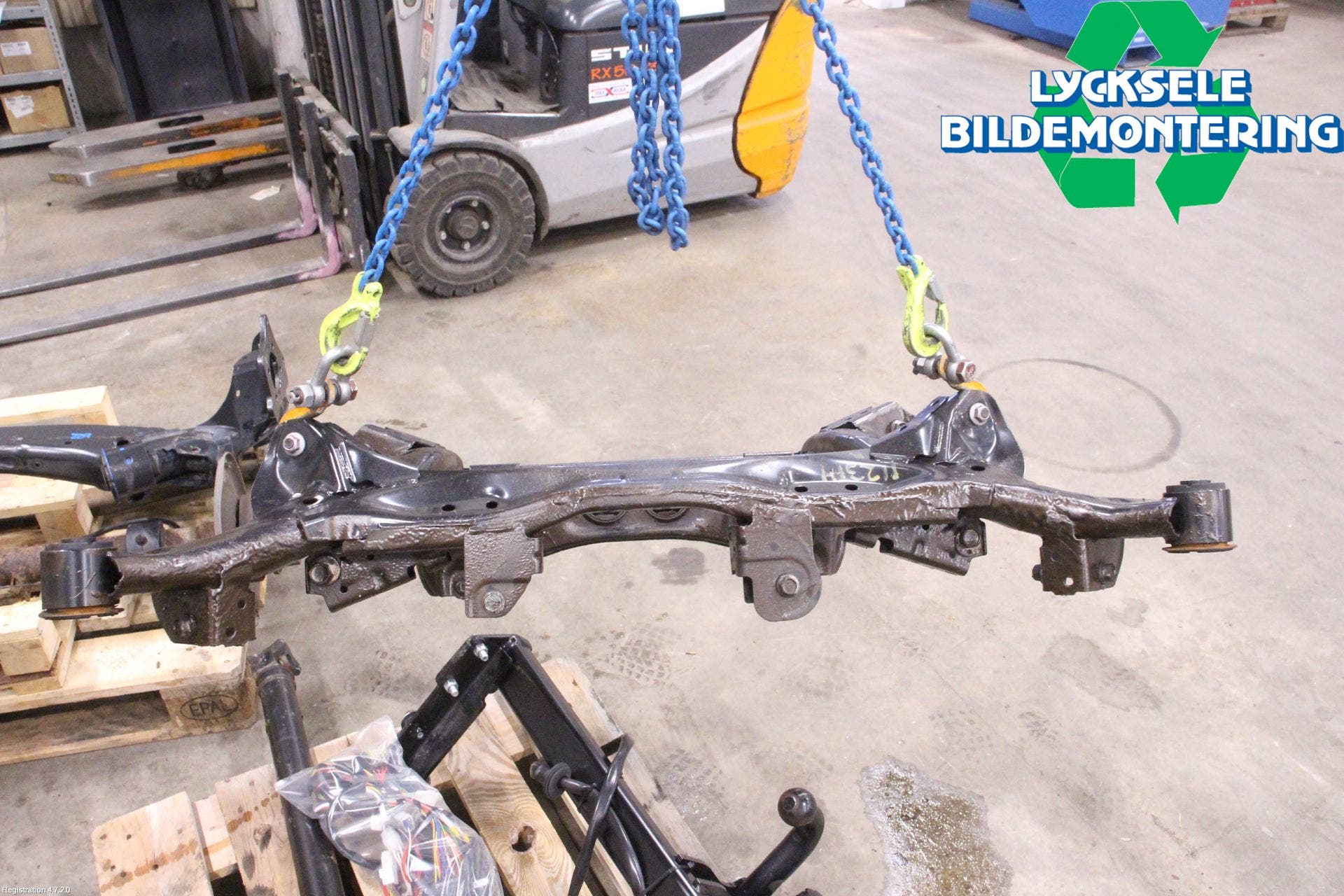 Subaru OUTBACK 21- Bakaxelbalk