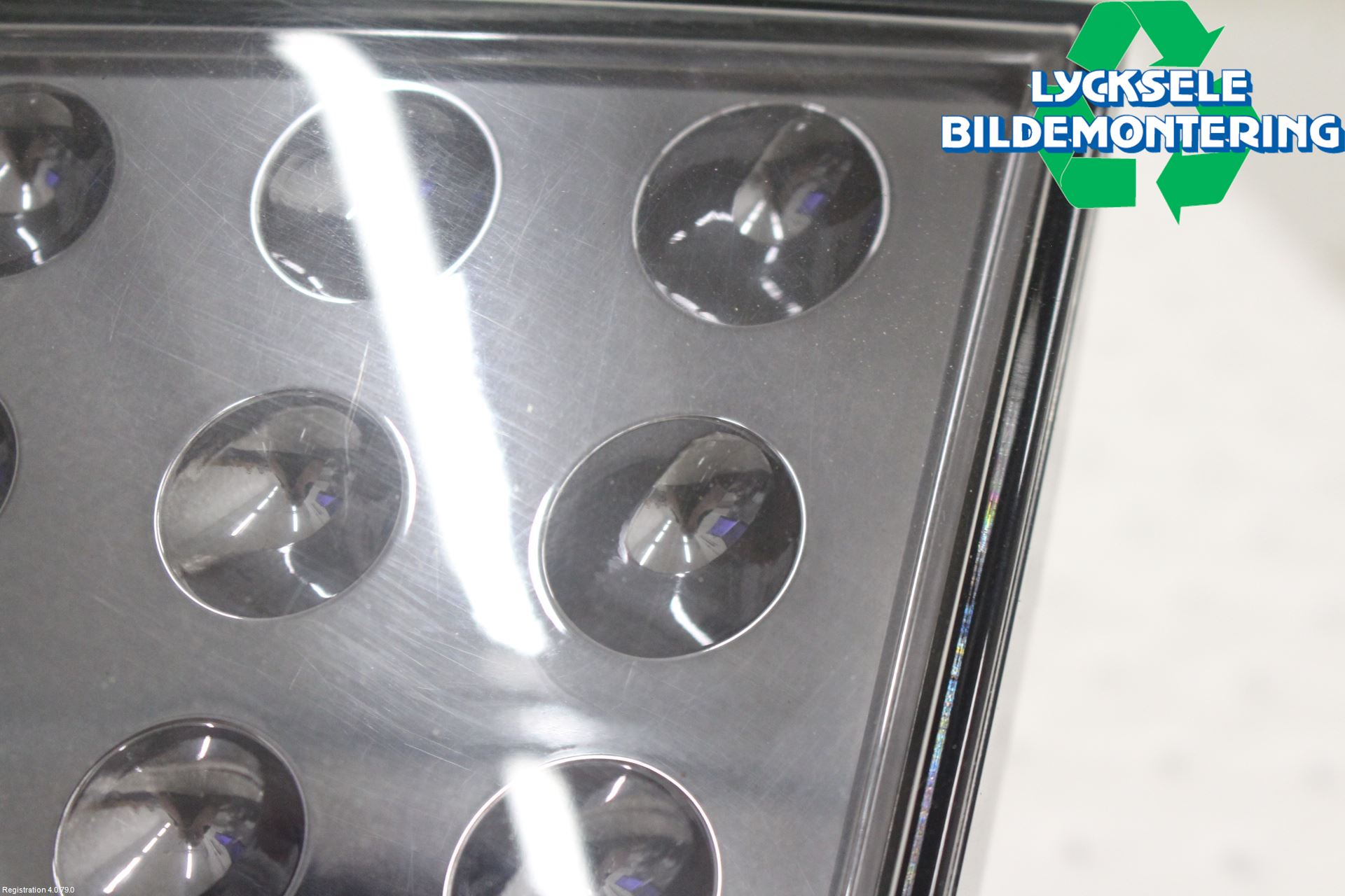 Mitsubishi OUTLANDER 07-12 Bakljus Lucka Hö