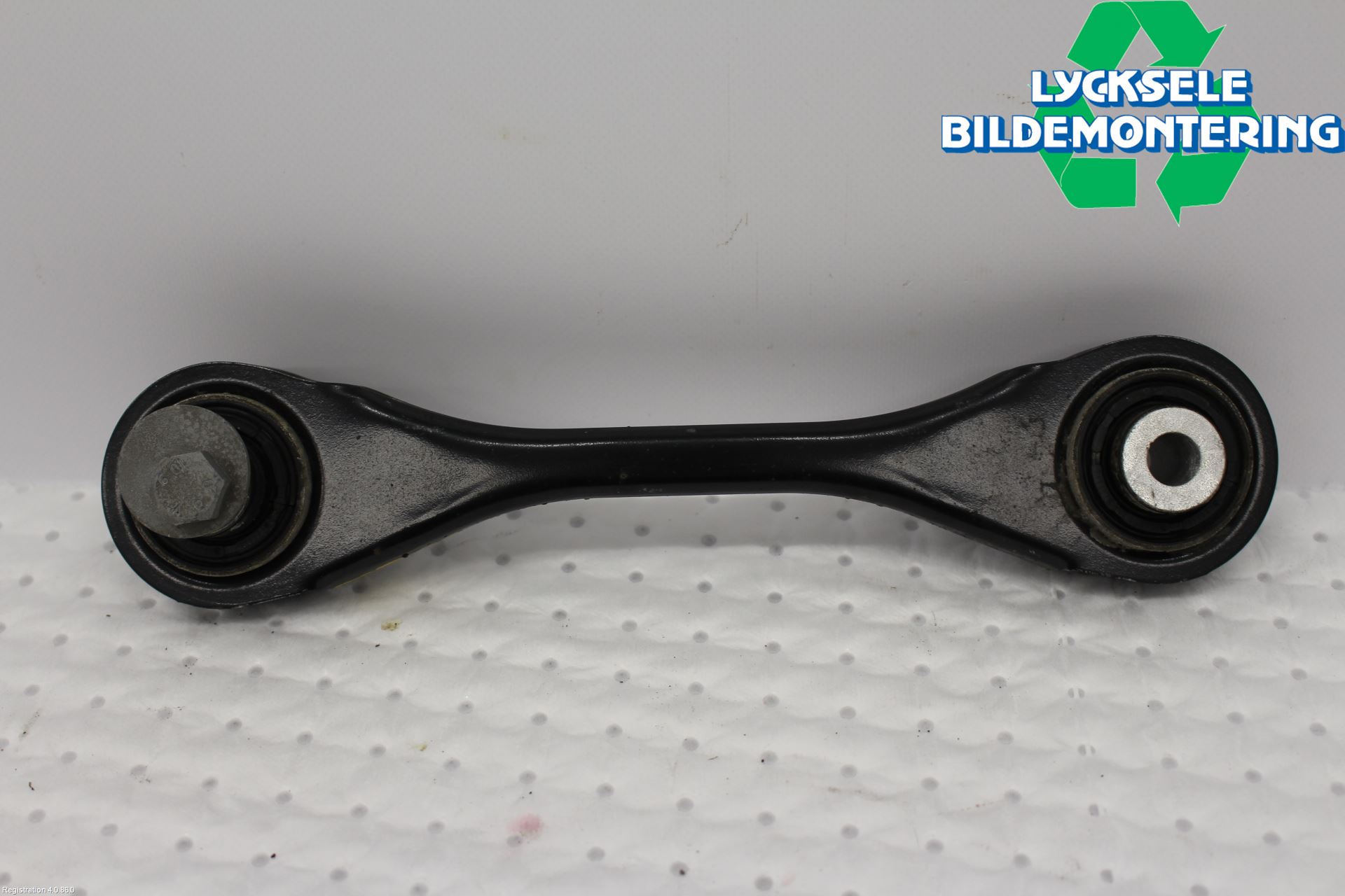 Volkswagen VW ID.4 21- Bärarm Bak Vänster