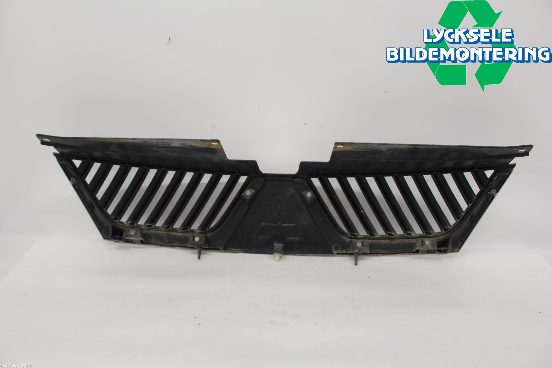 Mitsubishi OUTLANDER 07-12 Grill Komp