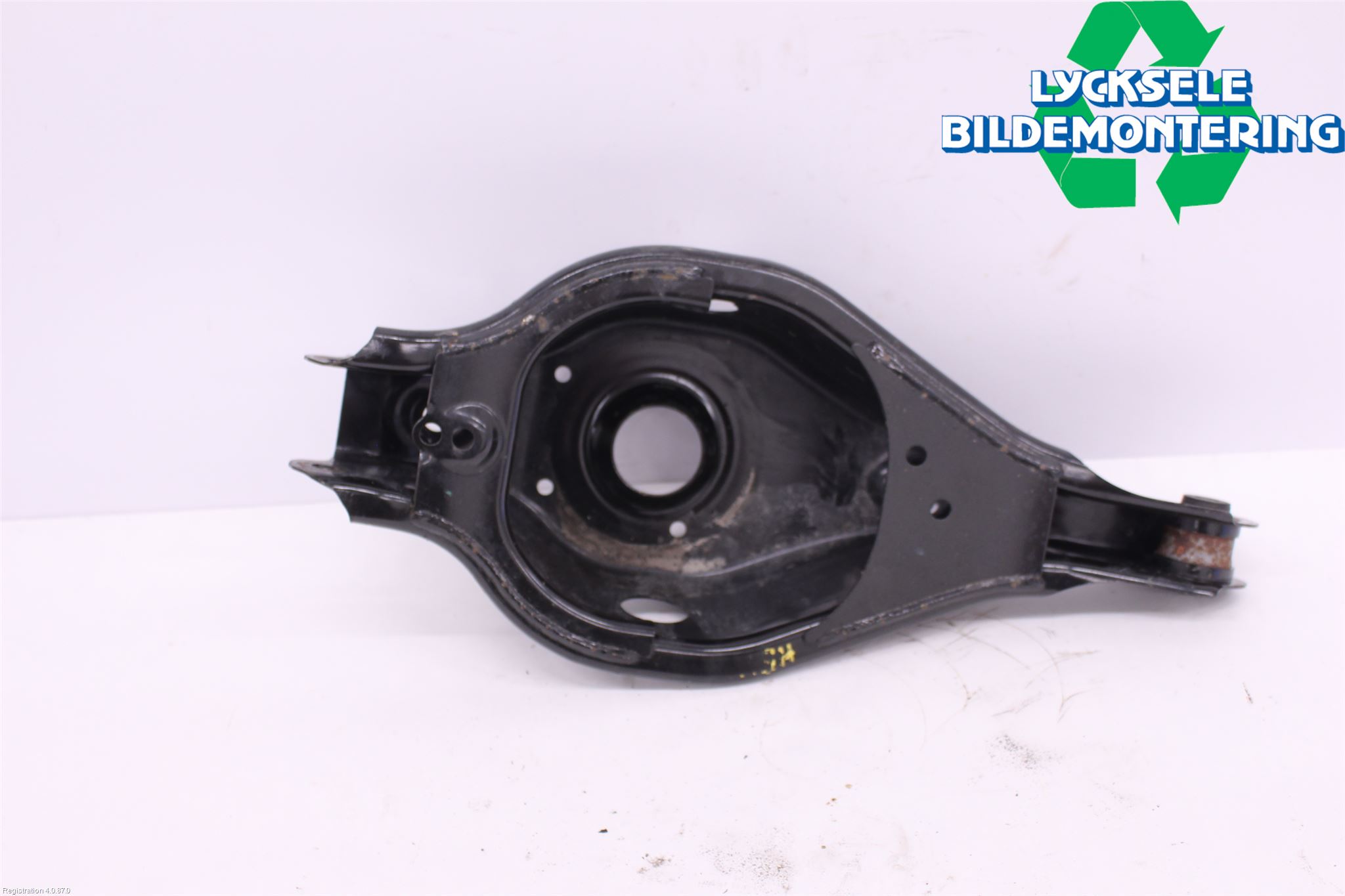 Nissan QASHQAI 21- Bärarm Bak Höger