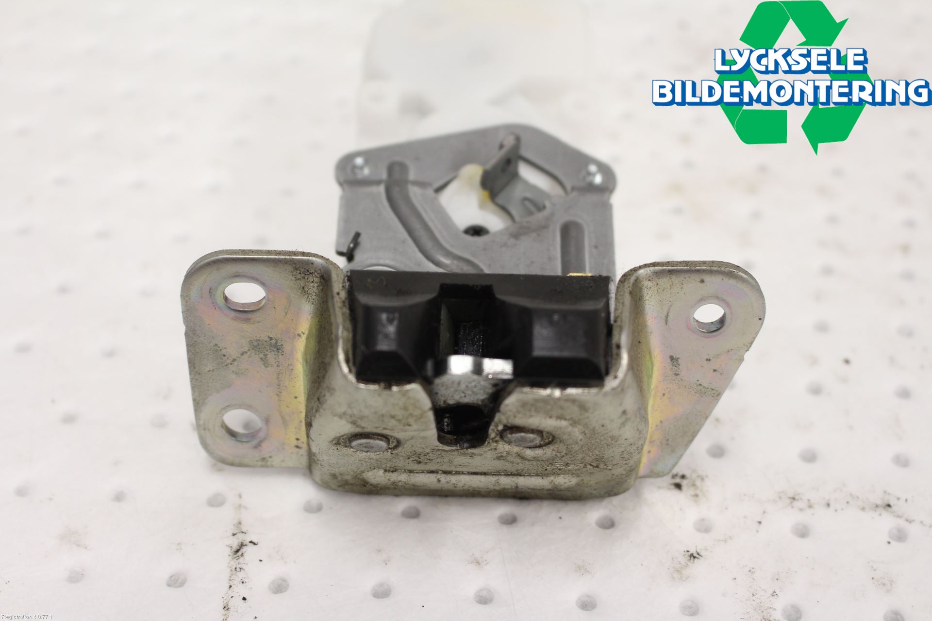 Mitsubishi OUTLANDER 07-12 Låskista Baklucka