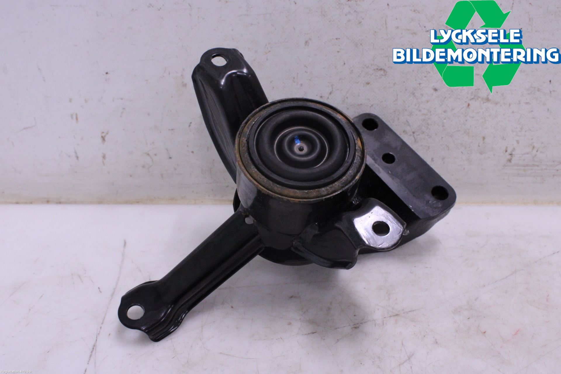 Kia STONIC 18->> Motorfäste