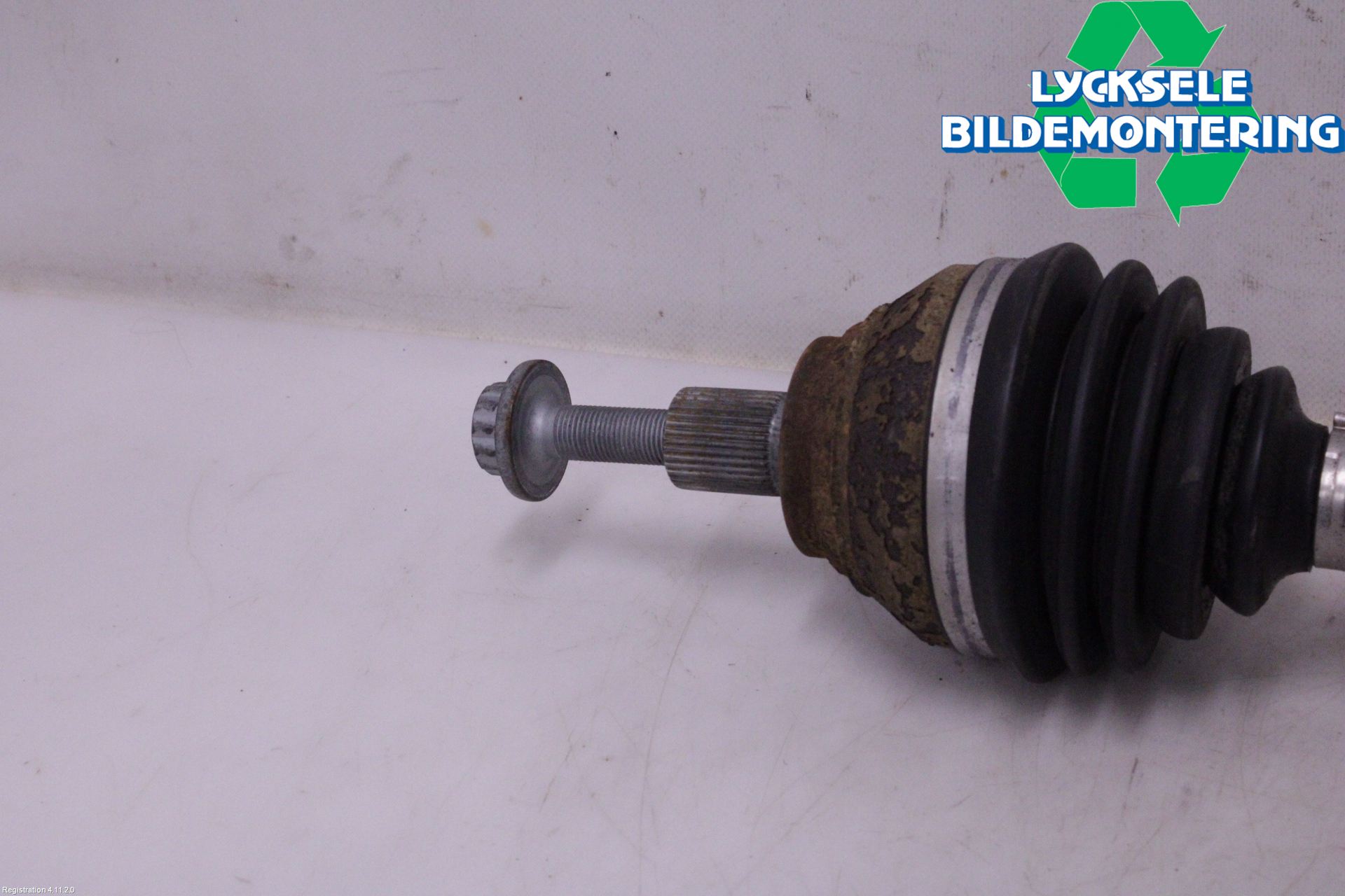 Volkswagen VW GOLF / E-GOLF VIII 20- Drivaxel Fram Höger