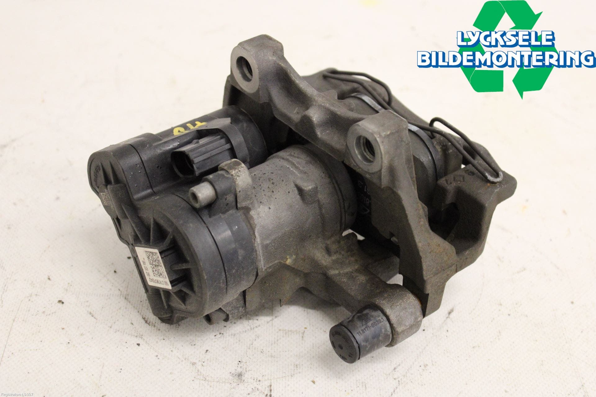 Skoda OCTAVIA (NX) 20- Bromsok Bak Höger