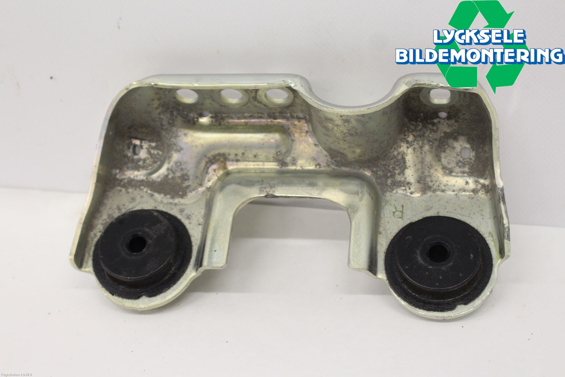 Toyota YARIS XP21 20- Front Övrigt