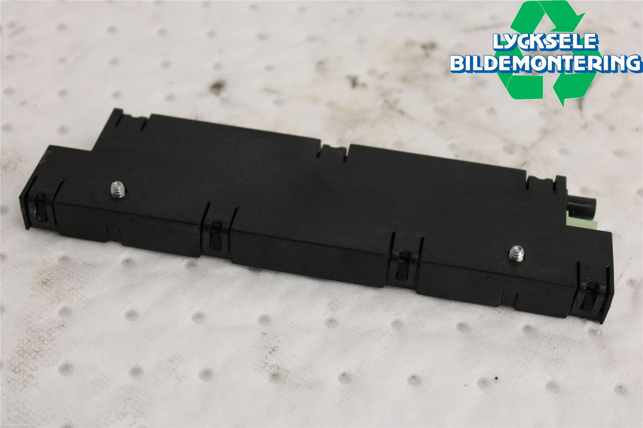 BMW 5 F10/F11/F18 09-17 Antennförstärkare