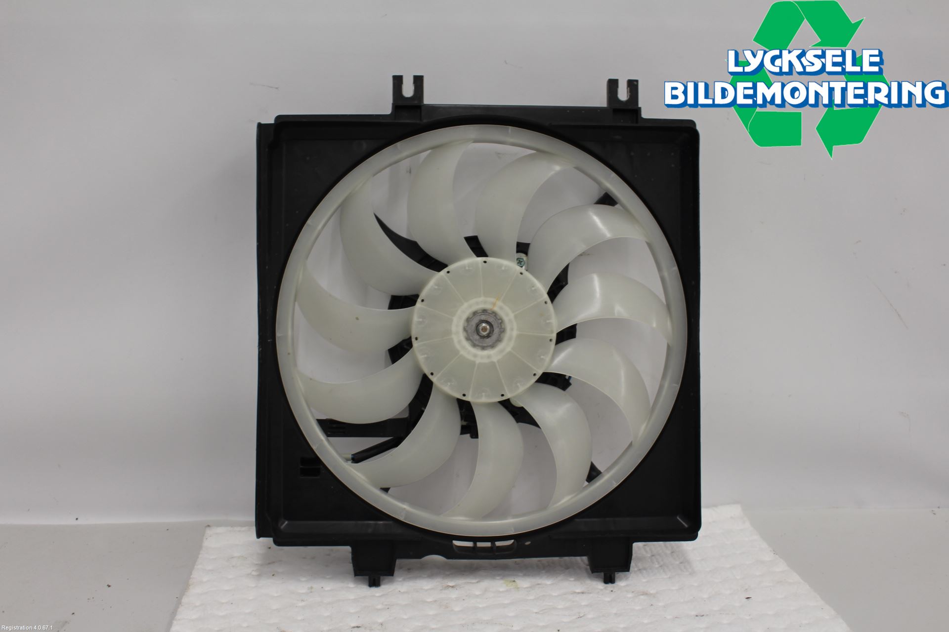 Subaru OUTBACK 15-20 Kylfläkt El