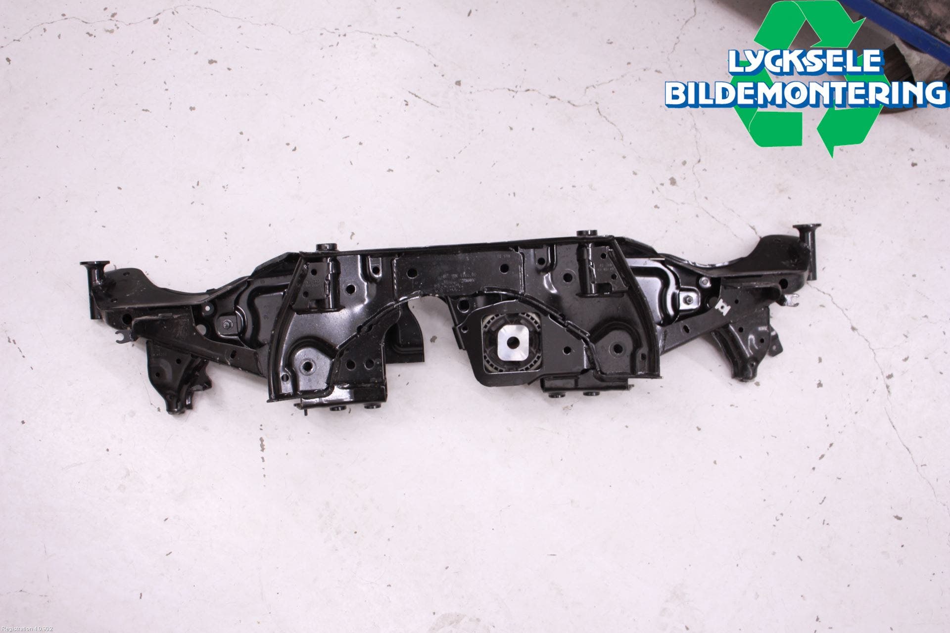 BMW X1/iX1 U11 23- Bakaxelbalk