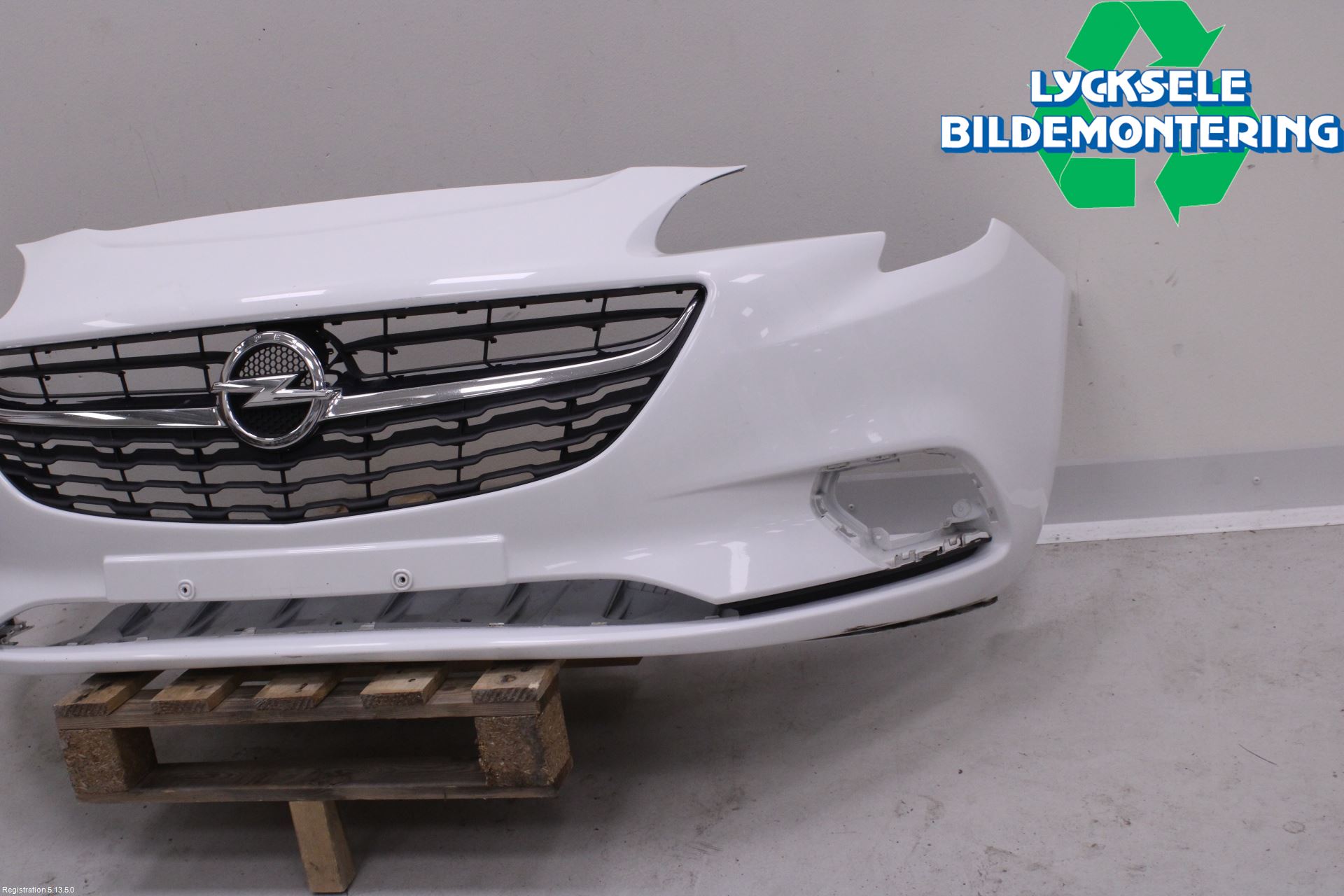 Opel CORSA E 15-19 Stötfångarbeklädnad Fram