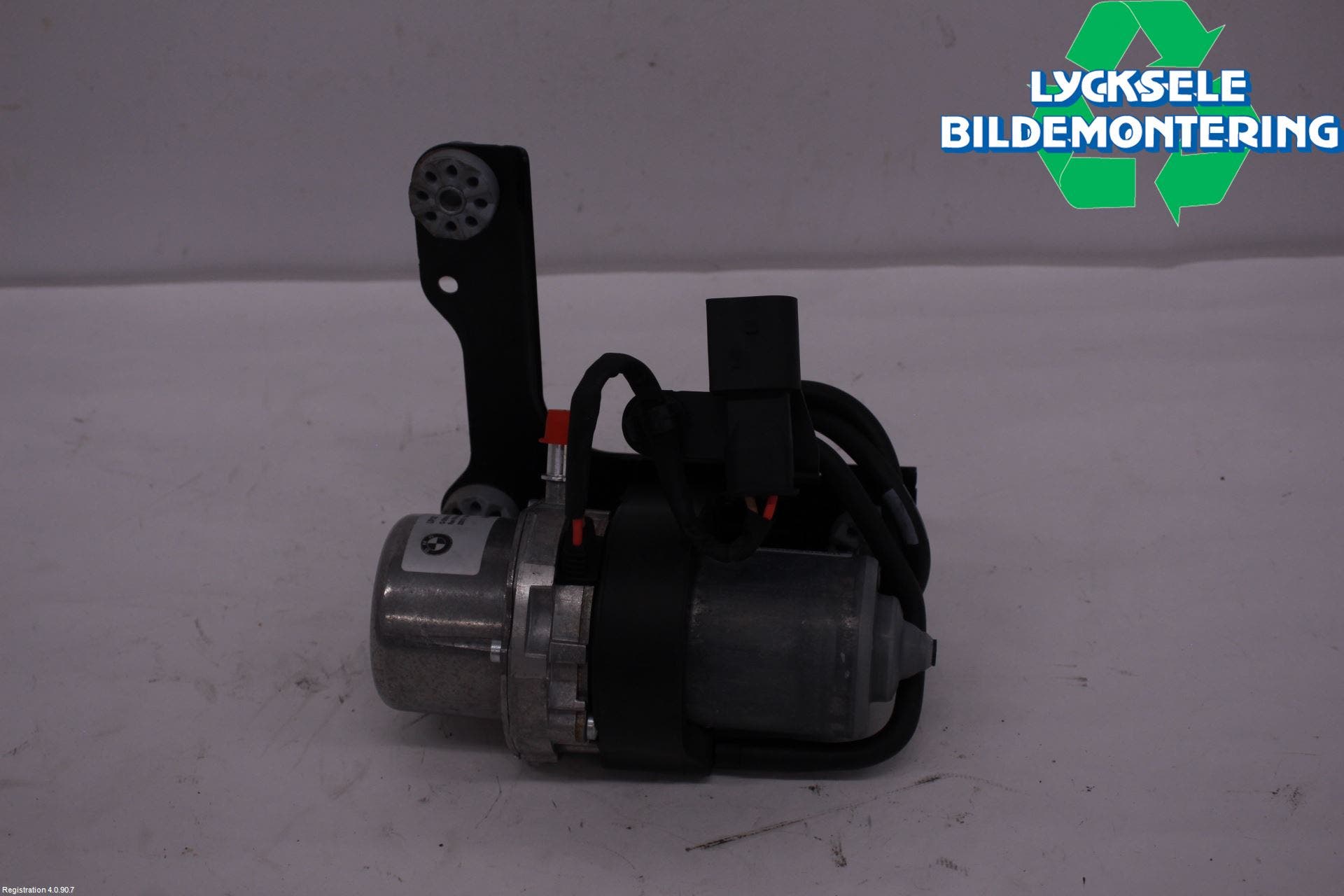BMW 5 G30/G31/F90 17-23 Vakuumpump