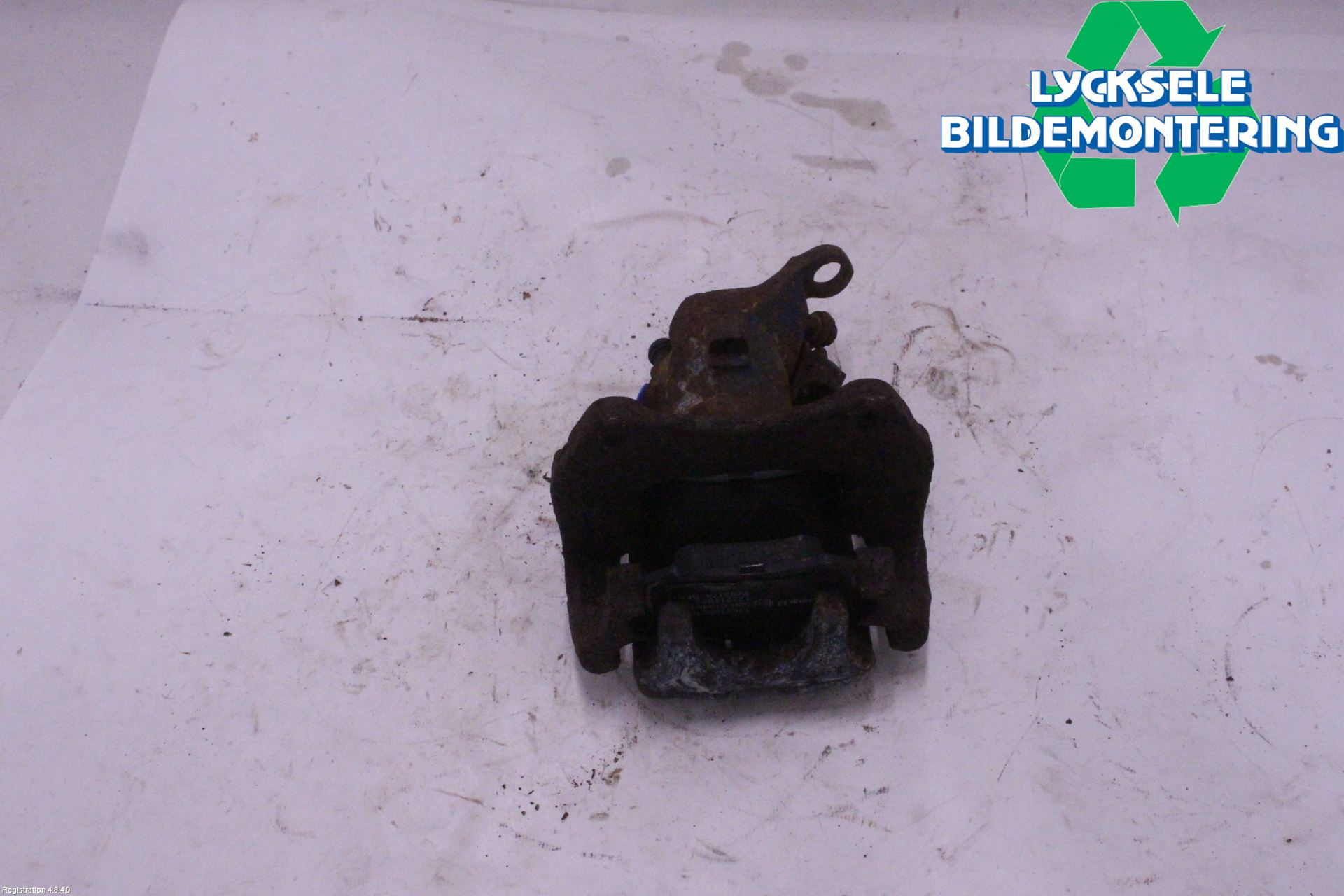 Audi V8       89- Bromsok Bak Höger