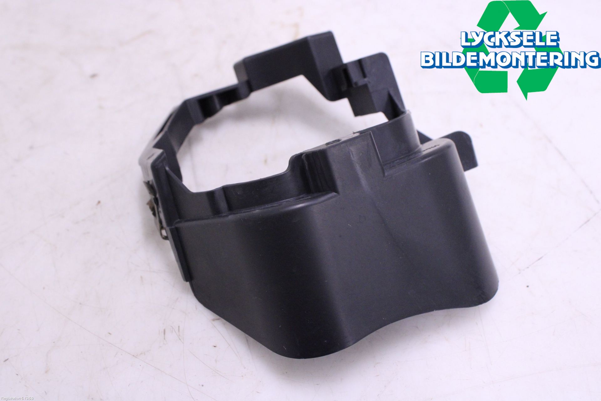 Nissan NOTE E12 14-20 Dimljussarg Fram