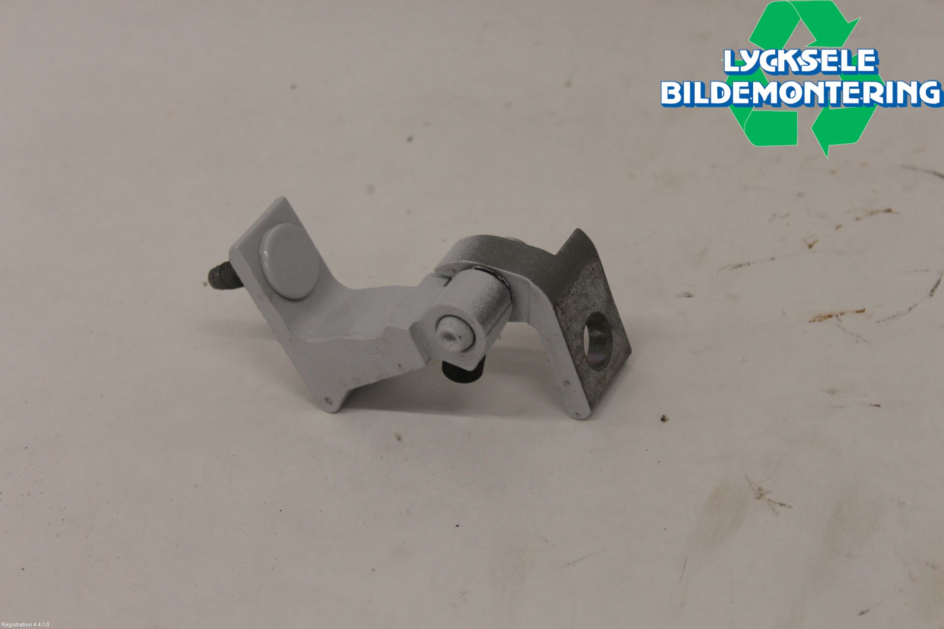 Audi A4/S4 B9 20- Dörrgångjärn