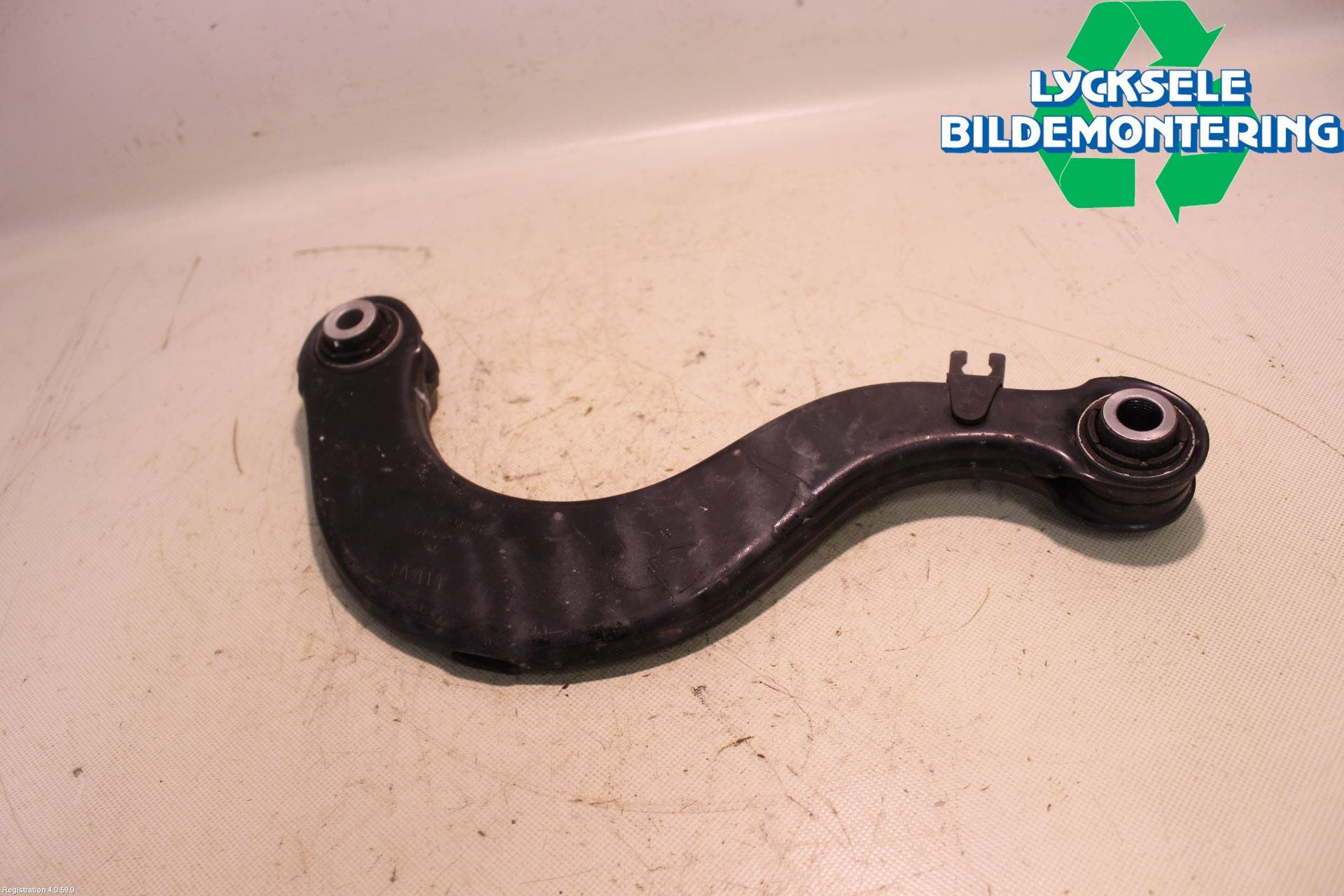 Seat TARRACO 19- Bärarm Bak Vänster