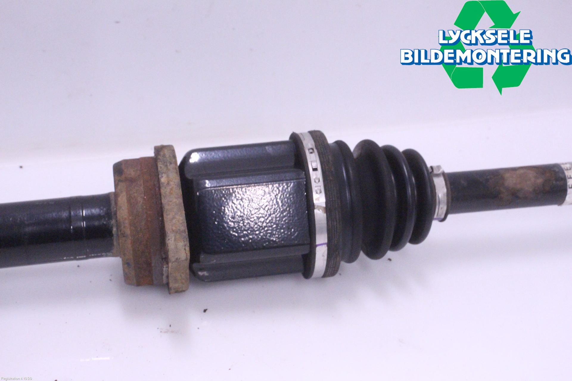 Toyota AVENSIS 09-15 Drivaxel Fram Höger