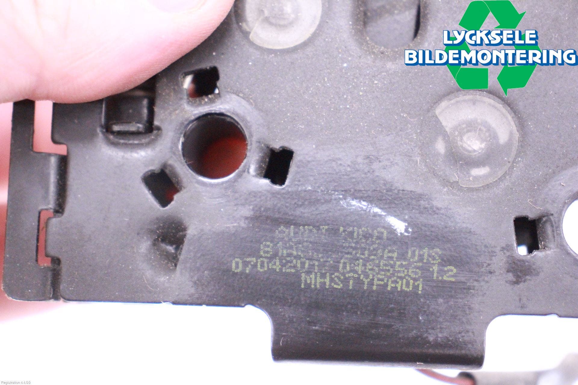 Audi Q2/SQ2 17- Huvlås