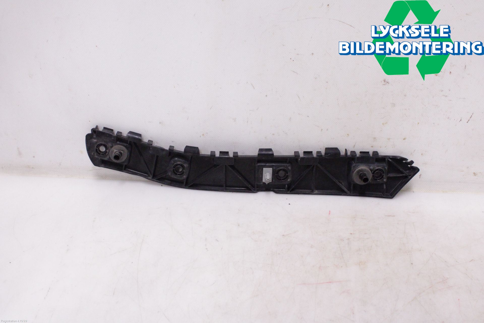 Ford KUGA 13-16 Stötfångarfäste Bak Hö
