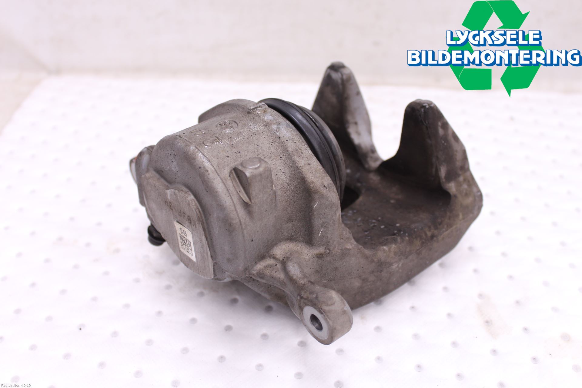 BMW 5 G30/G31/F90 17-23 Bromsok Fram Höger