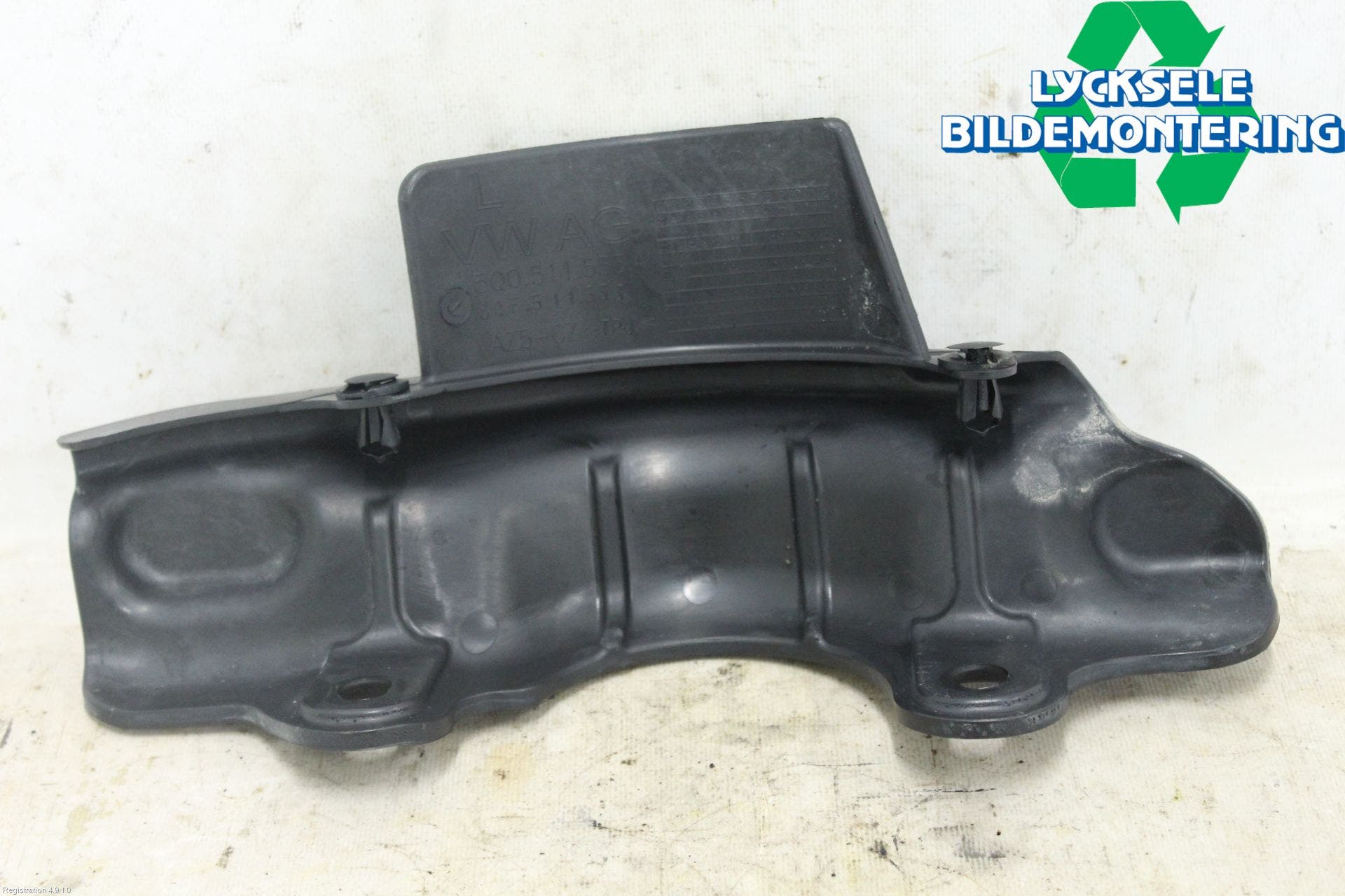 Audi Q3 F3 19- Stänkskydd