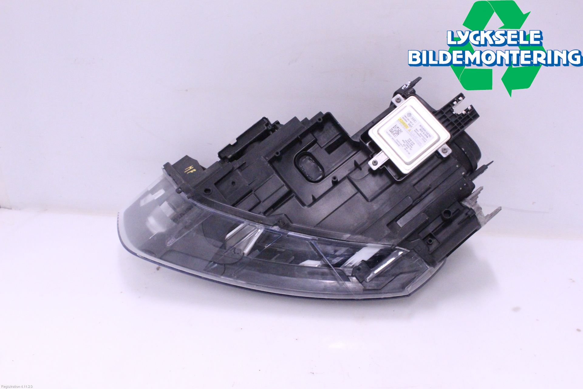 Audi Q3 8U 12-18 Strålkastare Höger