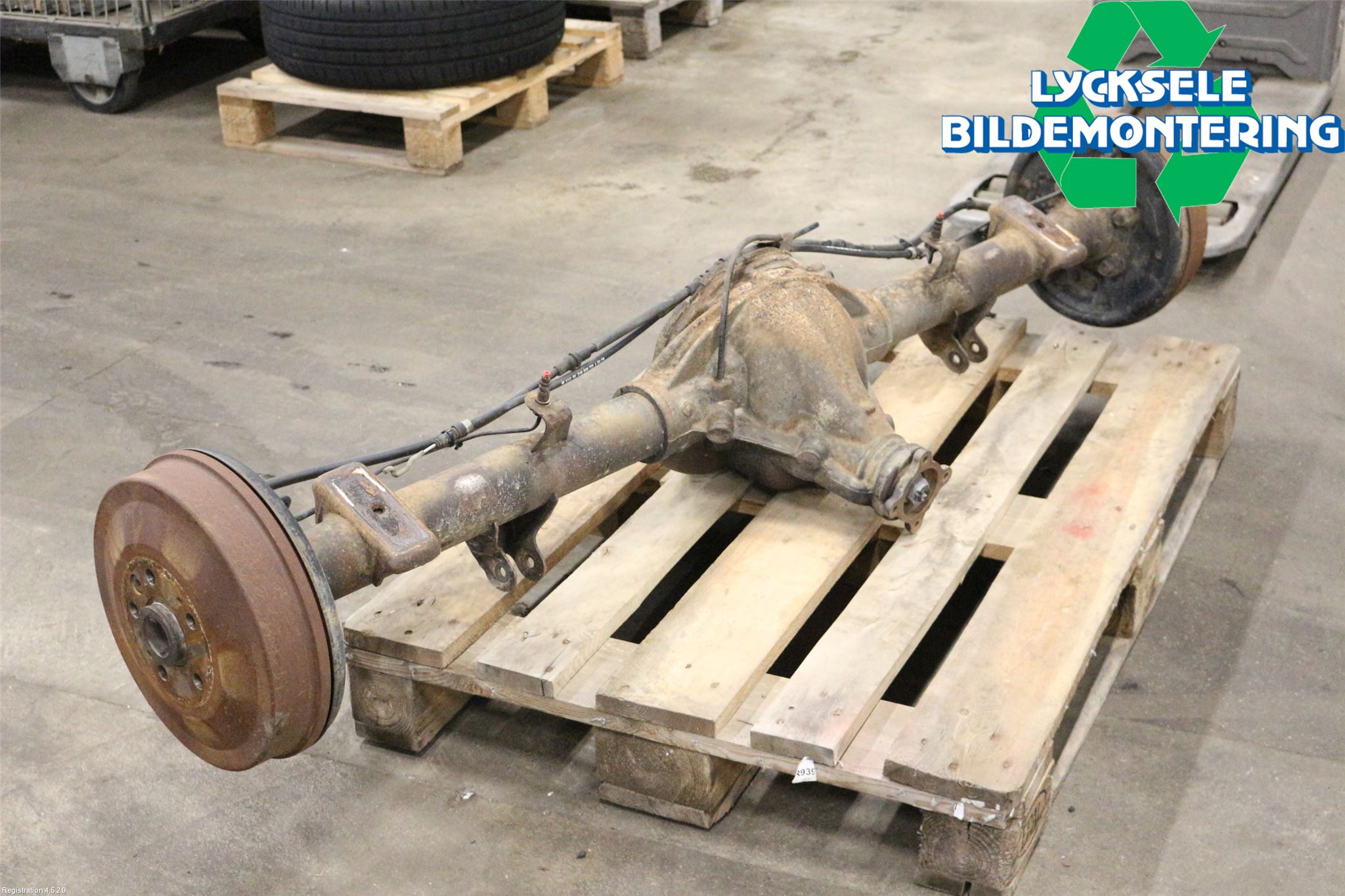 Volkswagen VW AMAROK 2H 10-22 Bakaxel
