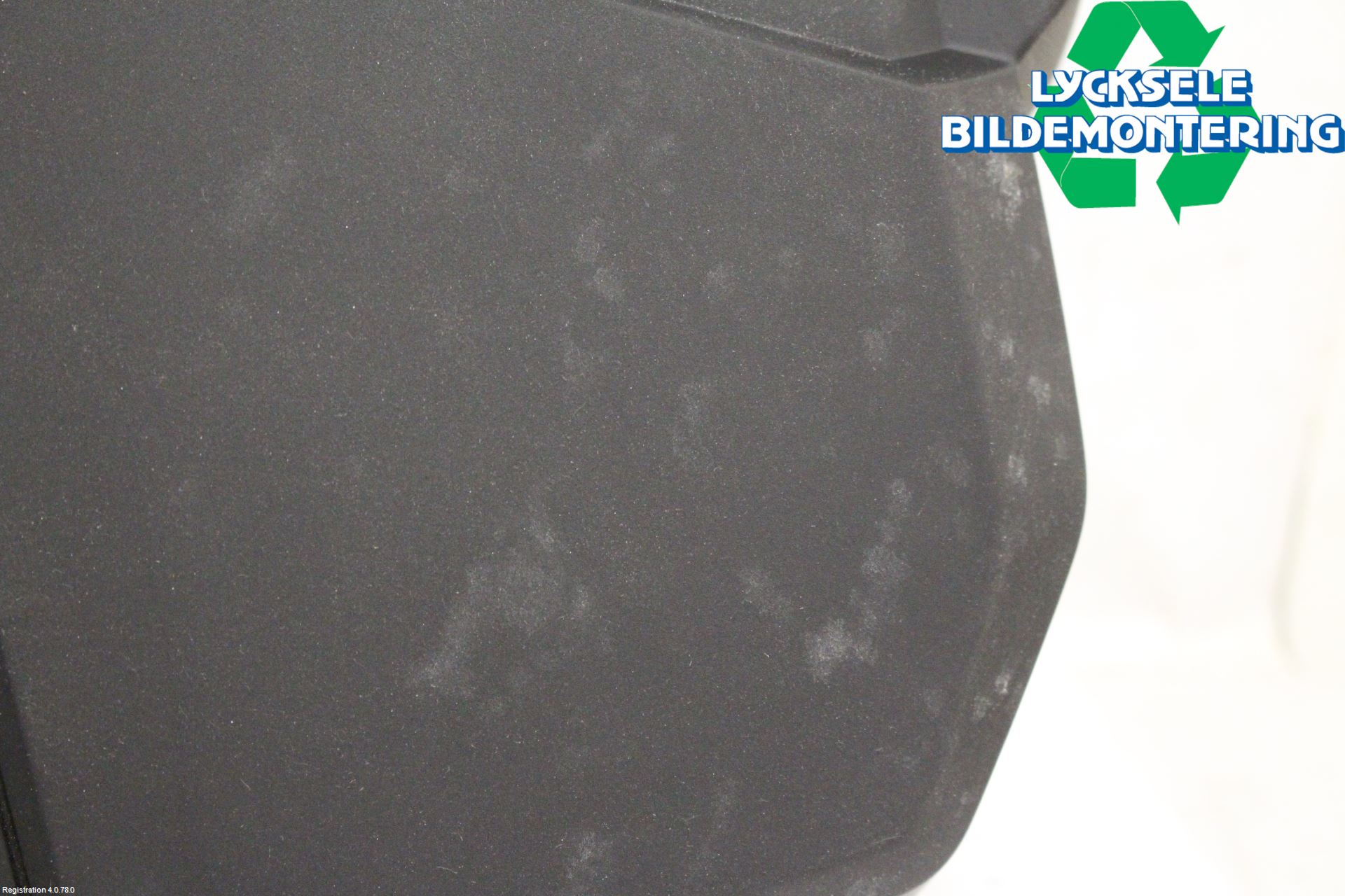 Audi A6 F2/C8 19- Motorkåpa