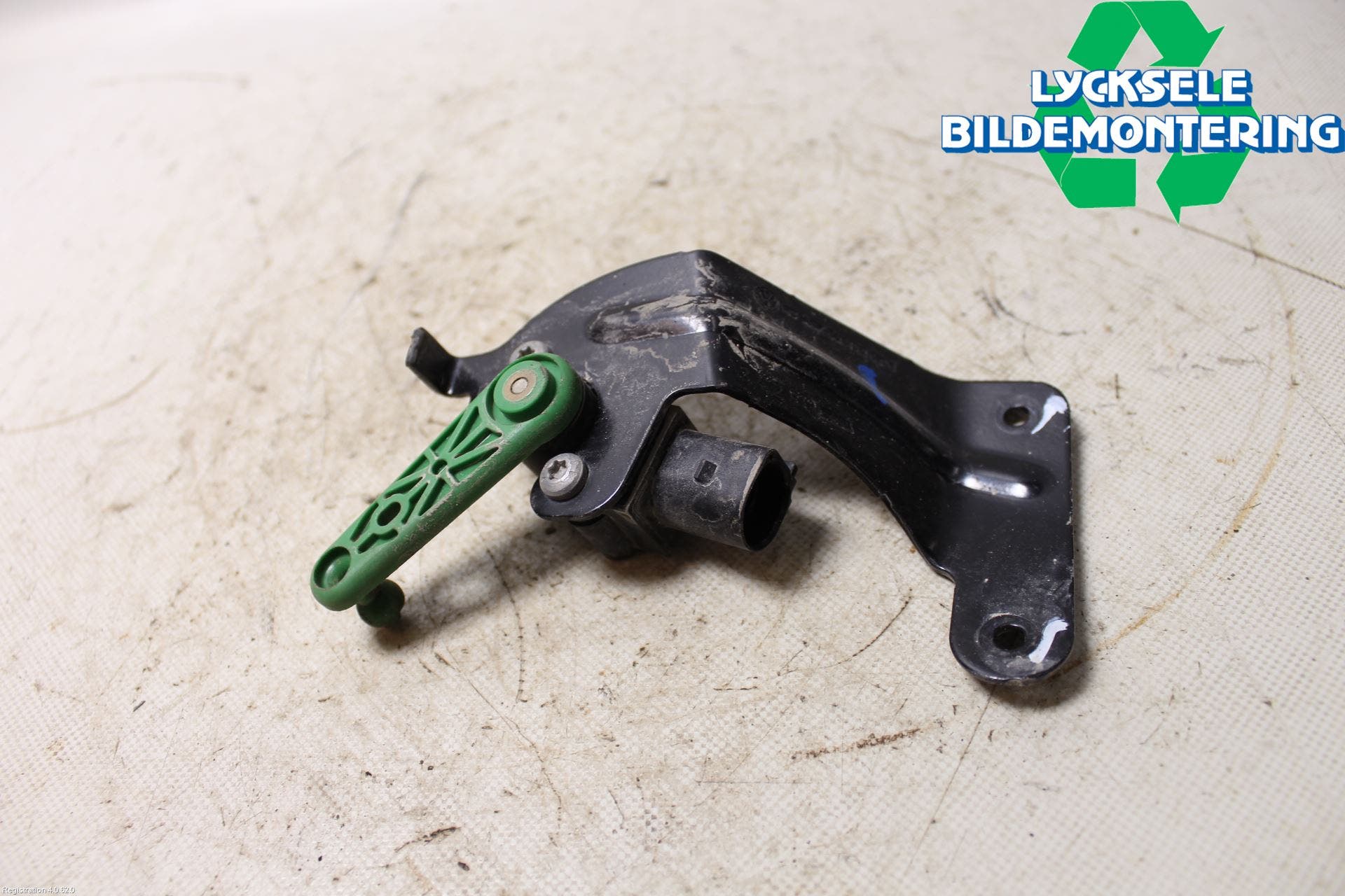 Volkswagen VW GOLF / E-GOLF VII 13-20 Givare Xenon/Ljushöjdsreglering