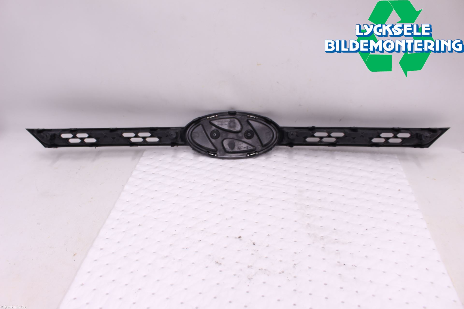 Hyundai i20 GB 15-20 Grilldel Mitt