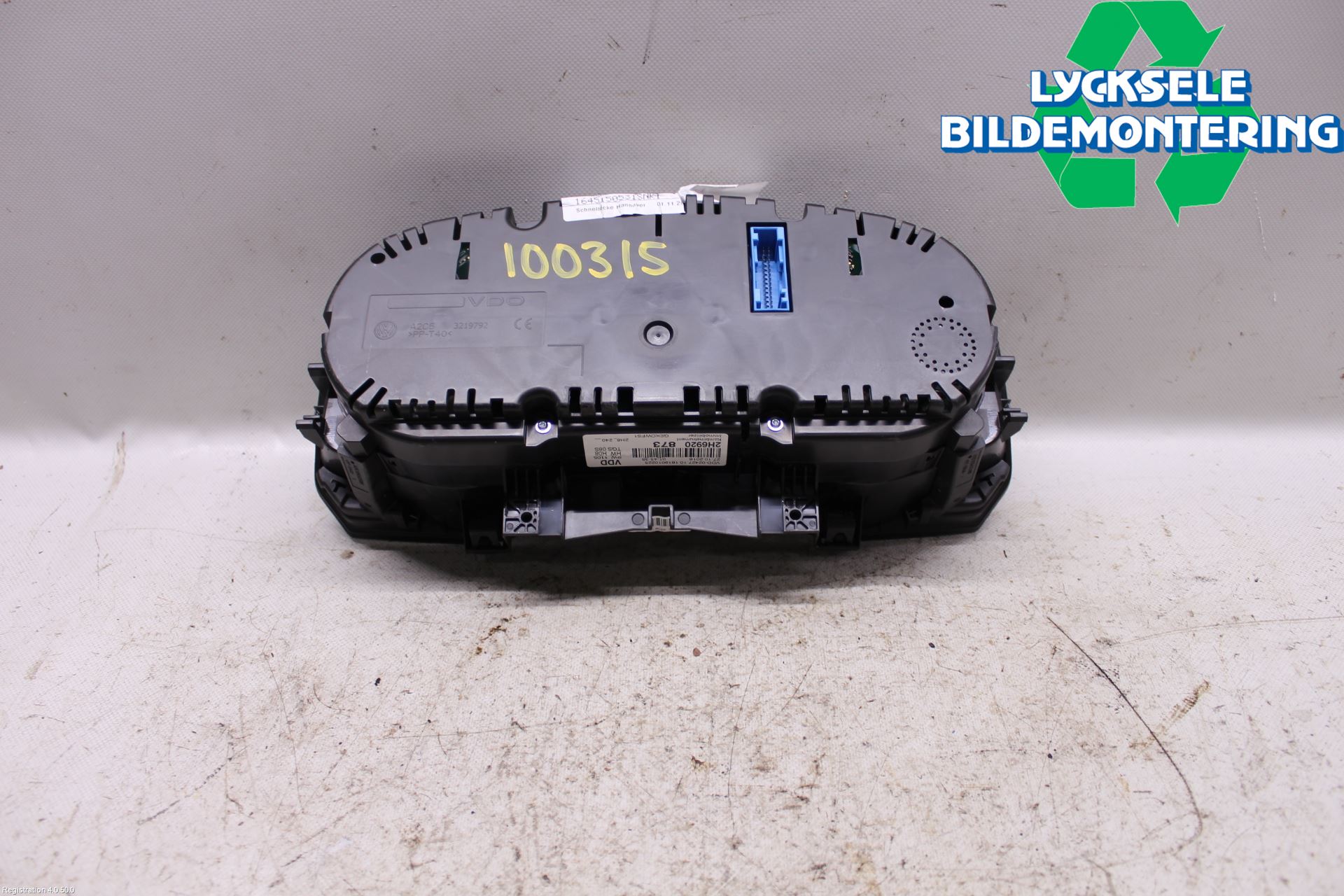 Volkswagen VW AMAROK 2H 10-22 Instrument Komb
