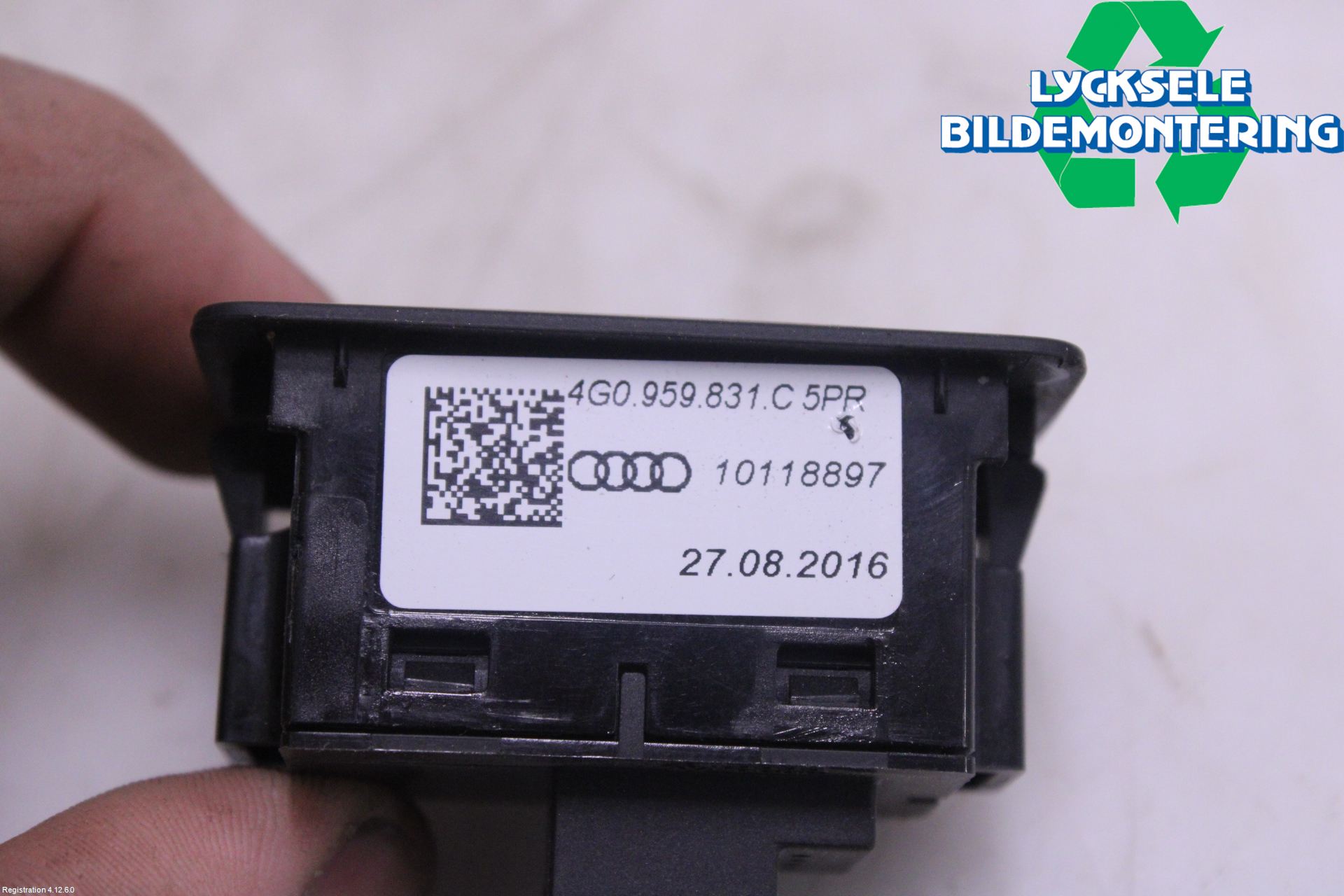 Audi A4 ALLROAD 17- Strömställare Baklucka