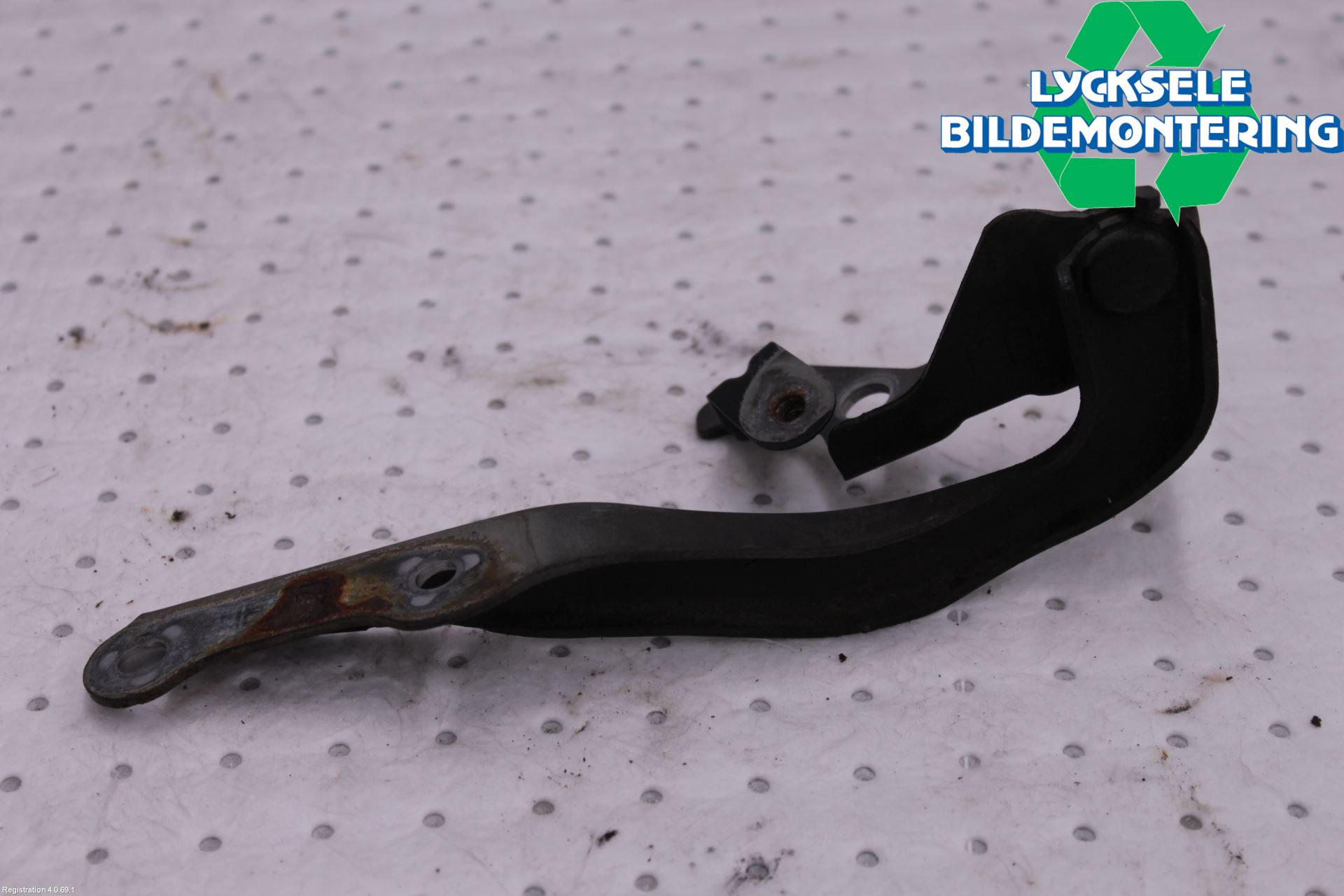 Subaru OUTBACK 10-15 Huvgångjärn