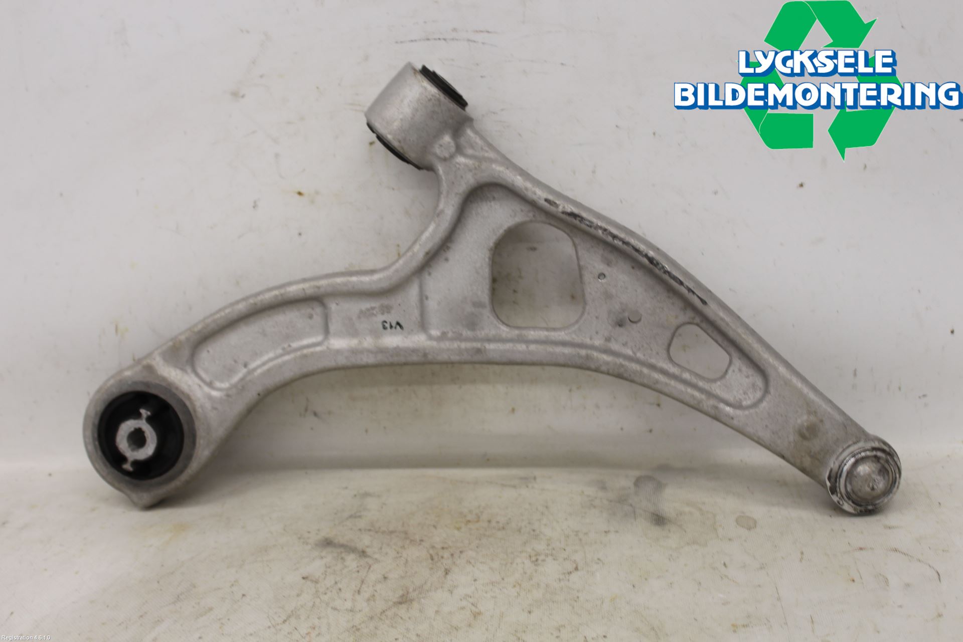 Ford MUSTANG Mach-E 21- Bärarm Fram Undre Vä