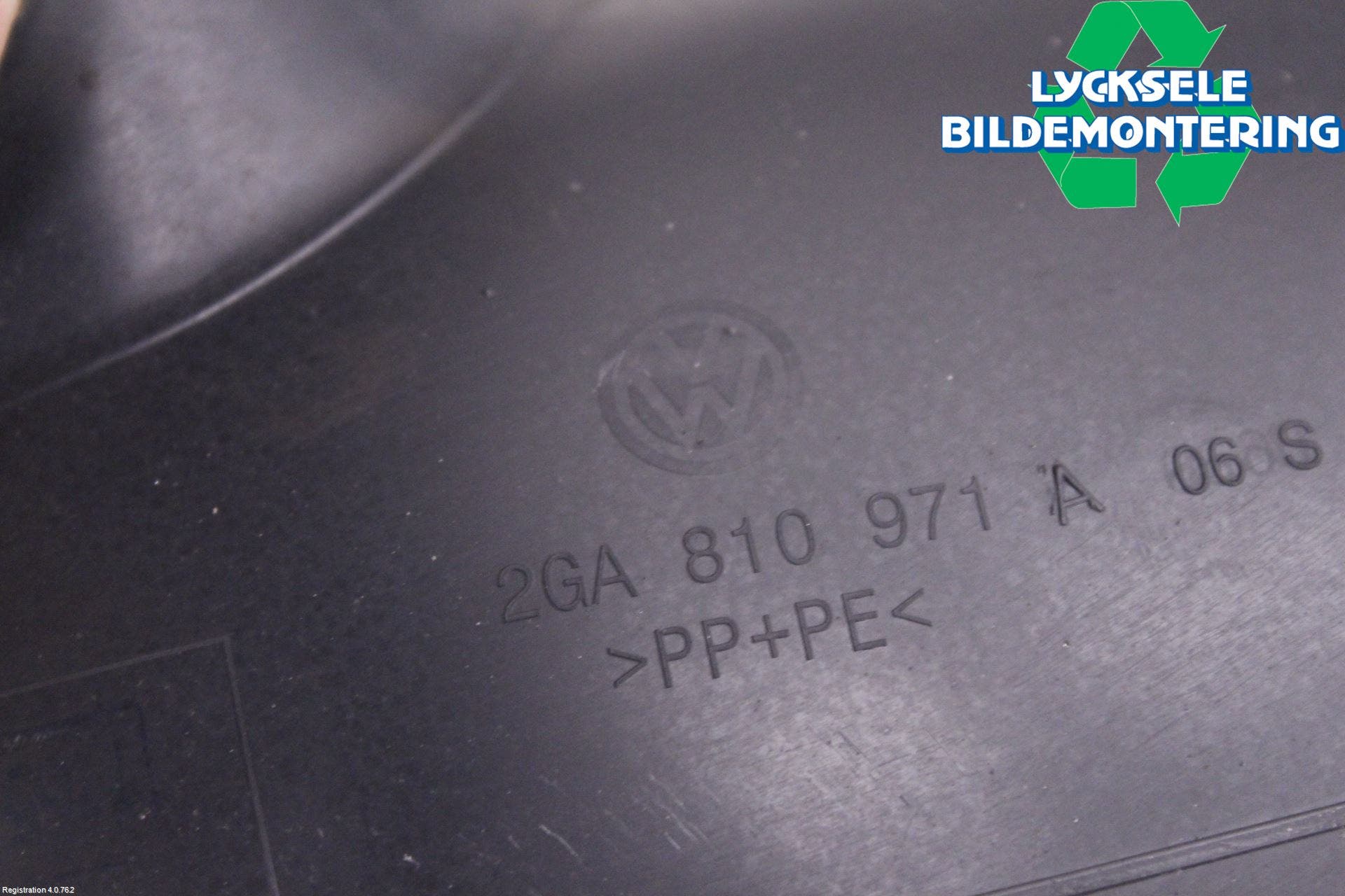 Volkswagen VW T-ROC 18- Skärm Inner